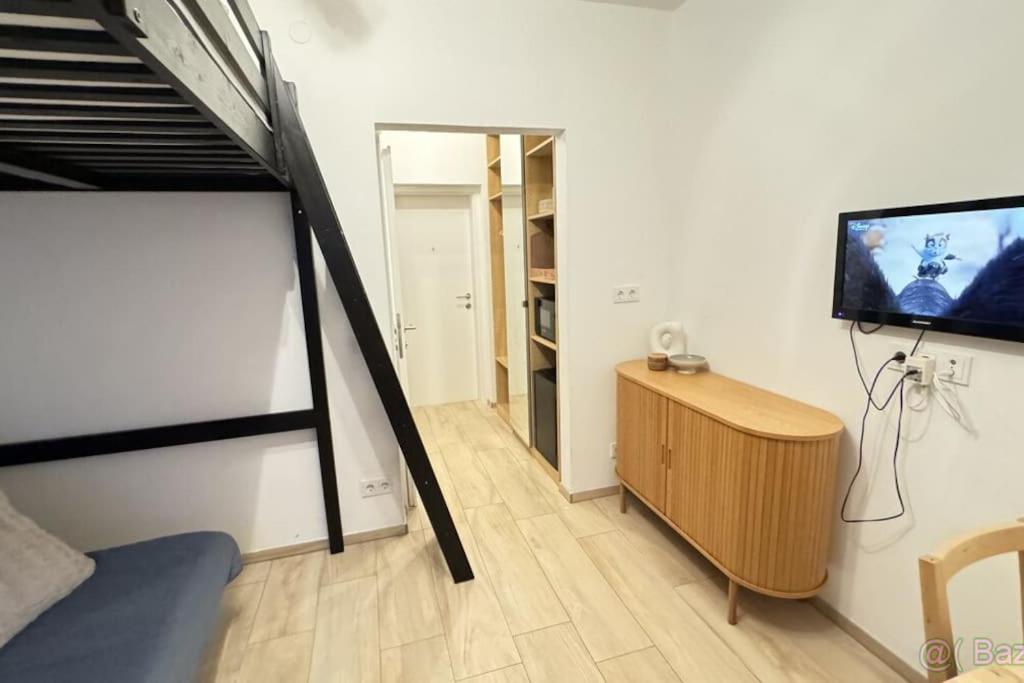 NĀVA PLACE Small & Cozy Studio in Hinterglemm - 650 m to Ski Lift, Wifi