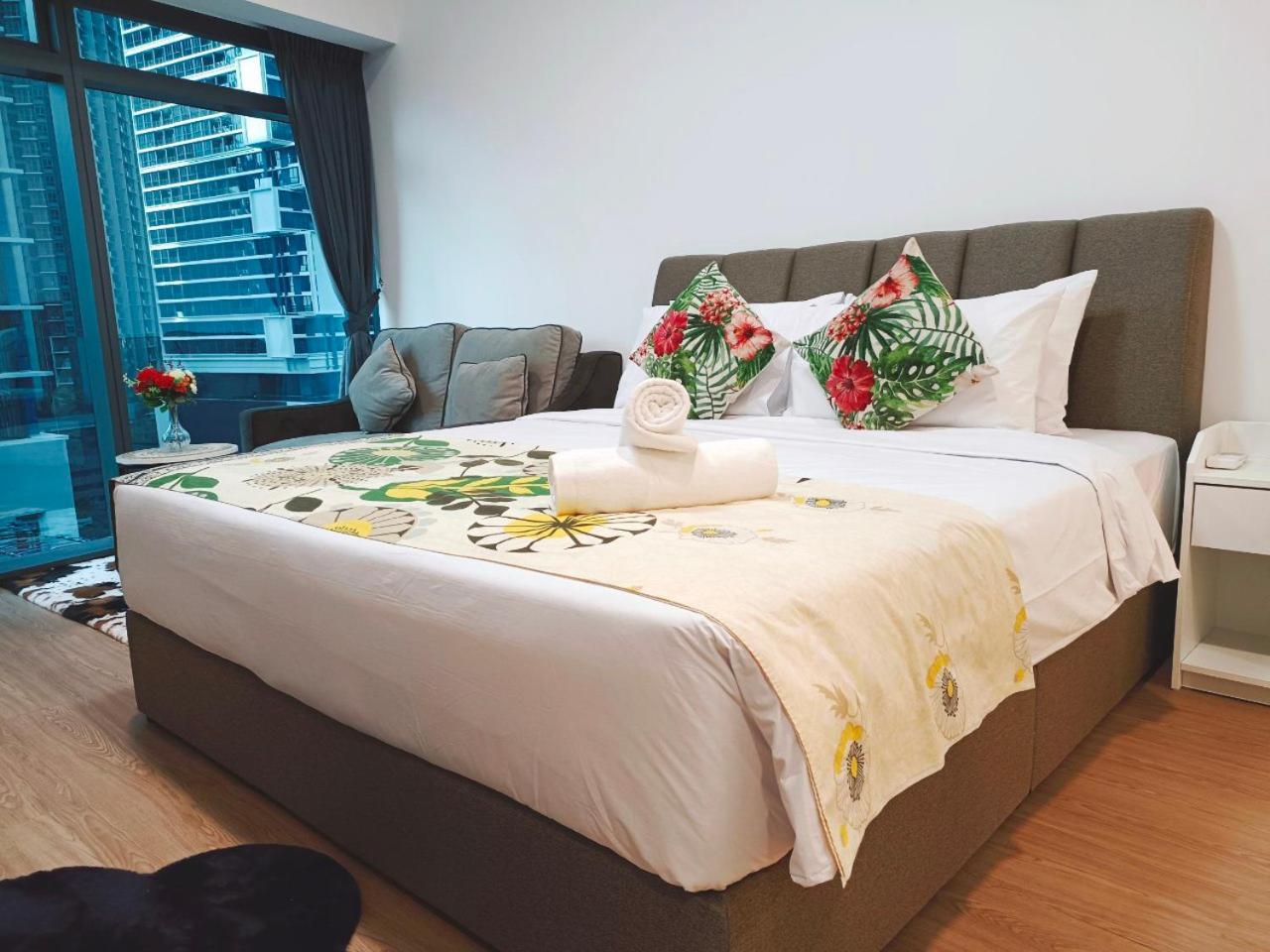 Sky Suites KLCC By NTR Resources