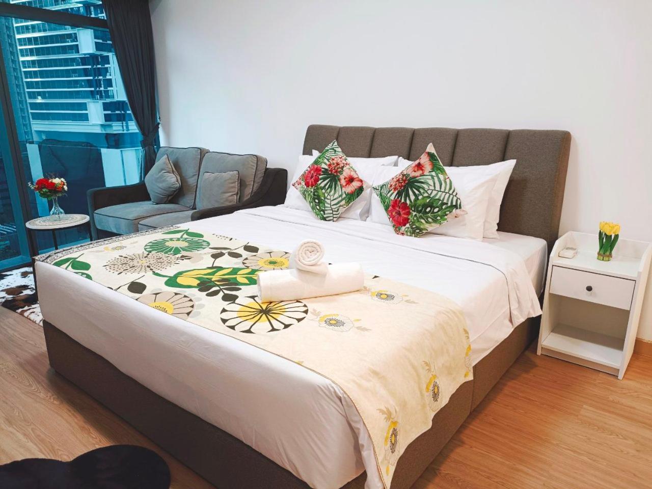 Sky Suites KLCC By NTR Resources
