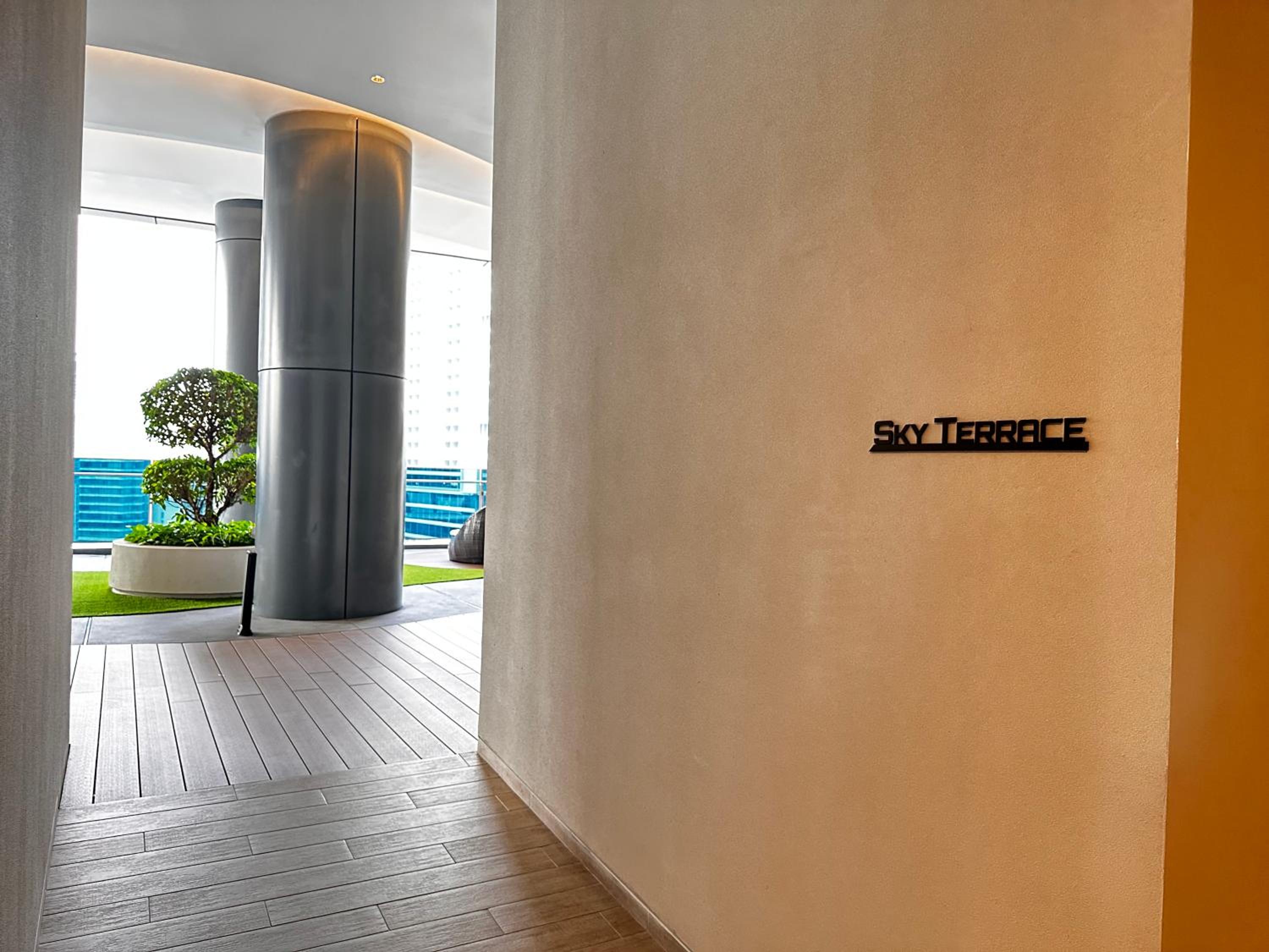 Sky Suites KLCC By NTR Resources