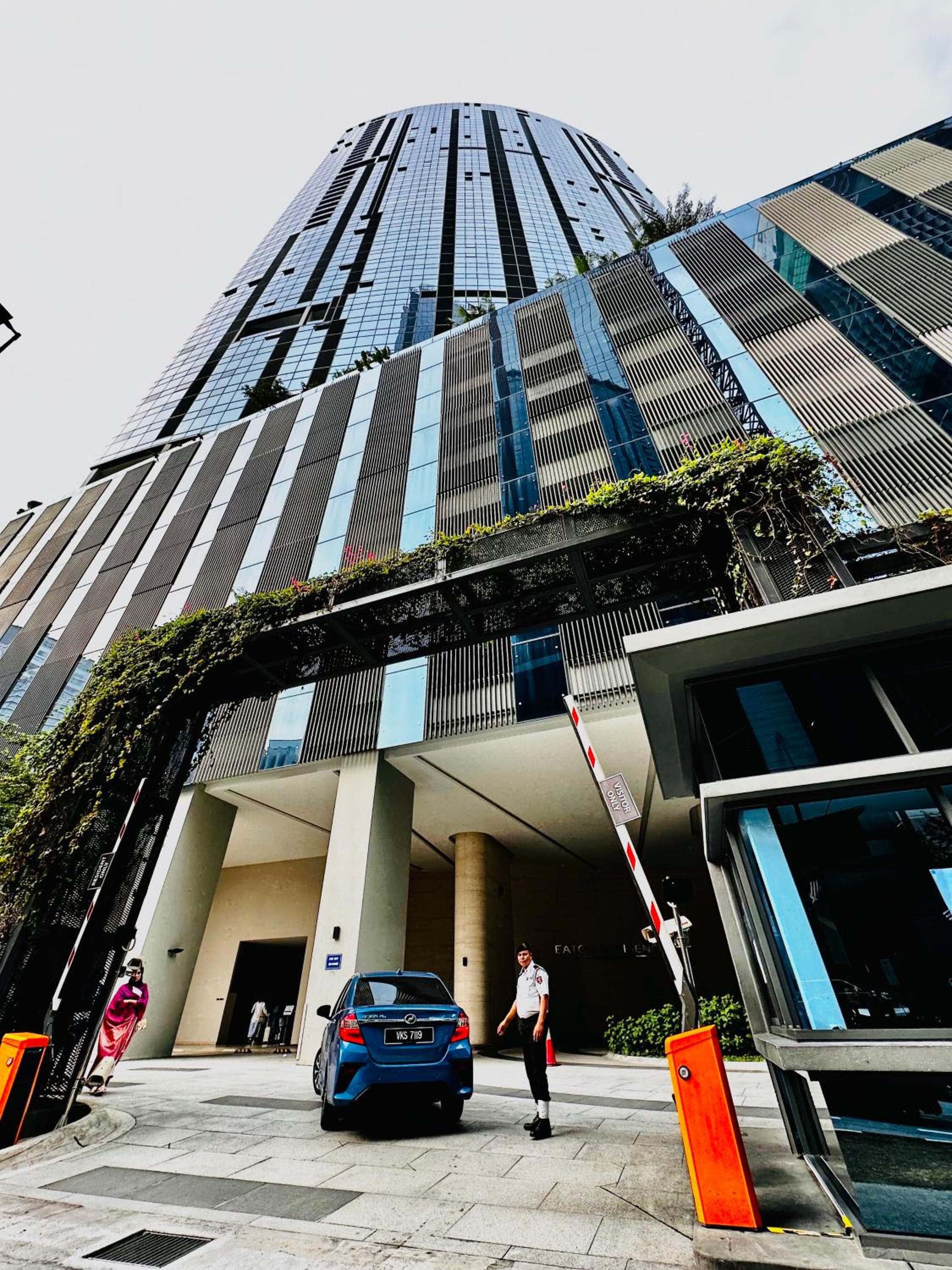 Sky Suites KLCC By NTR Resources