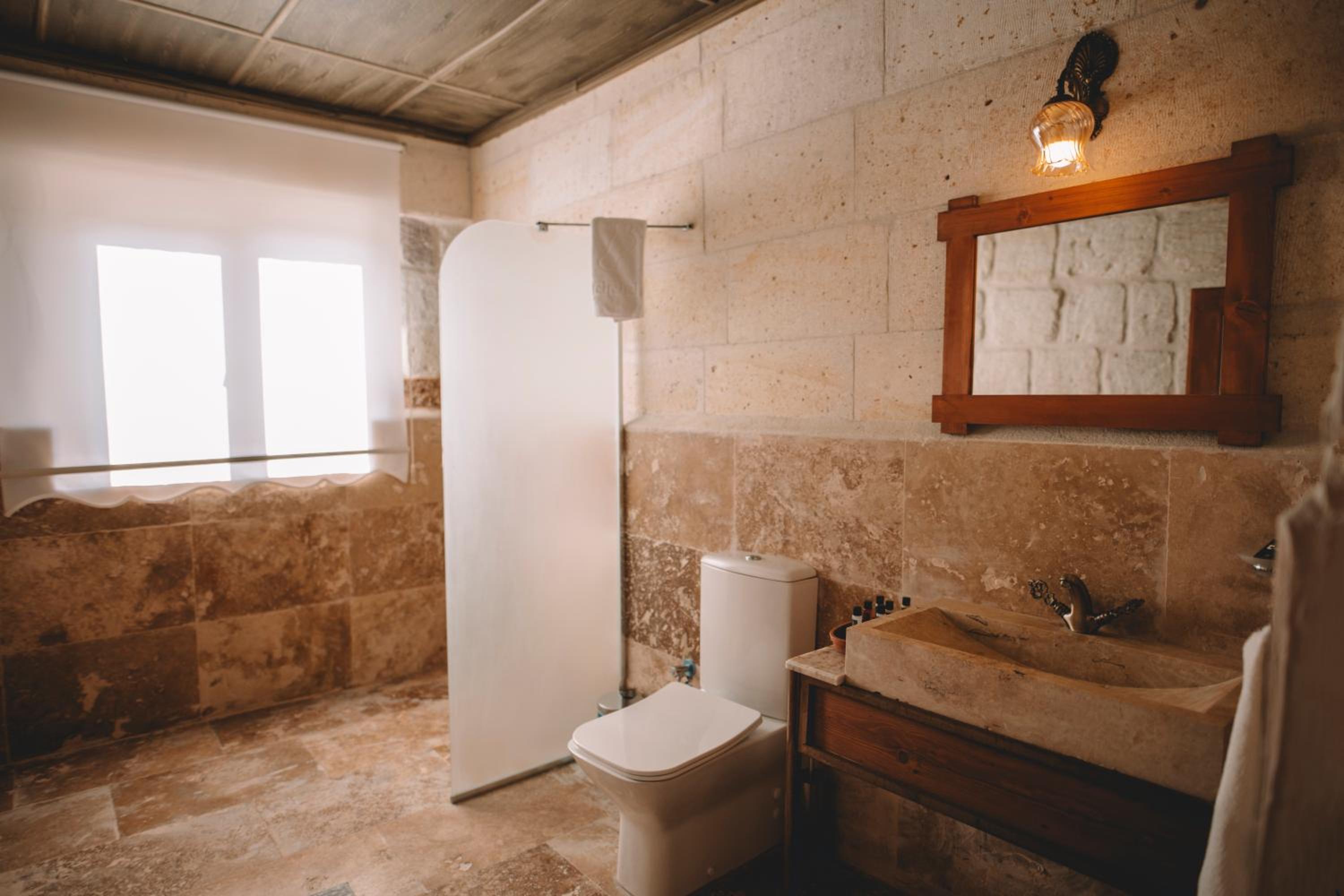 Çavuşin Cave House-Cappadocia - Image 33