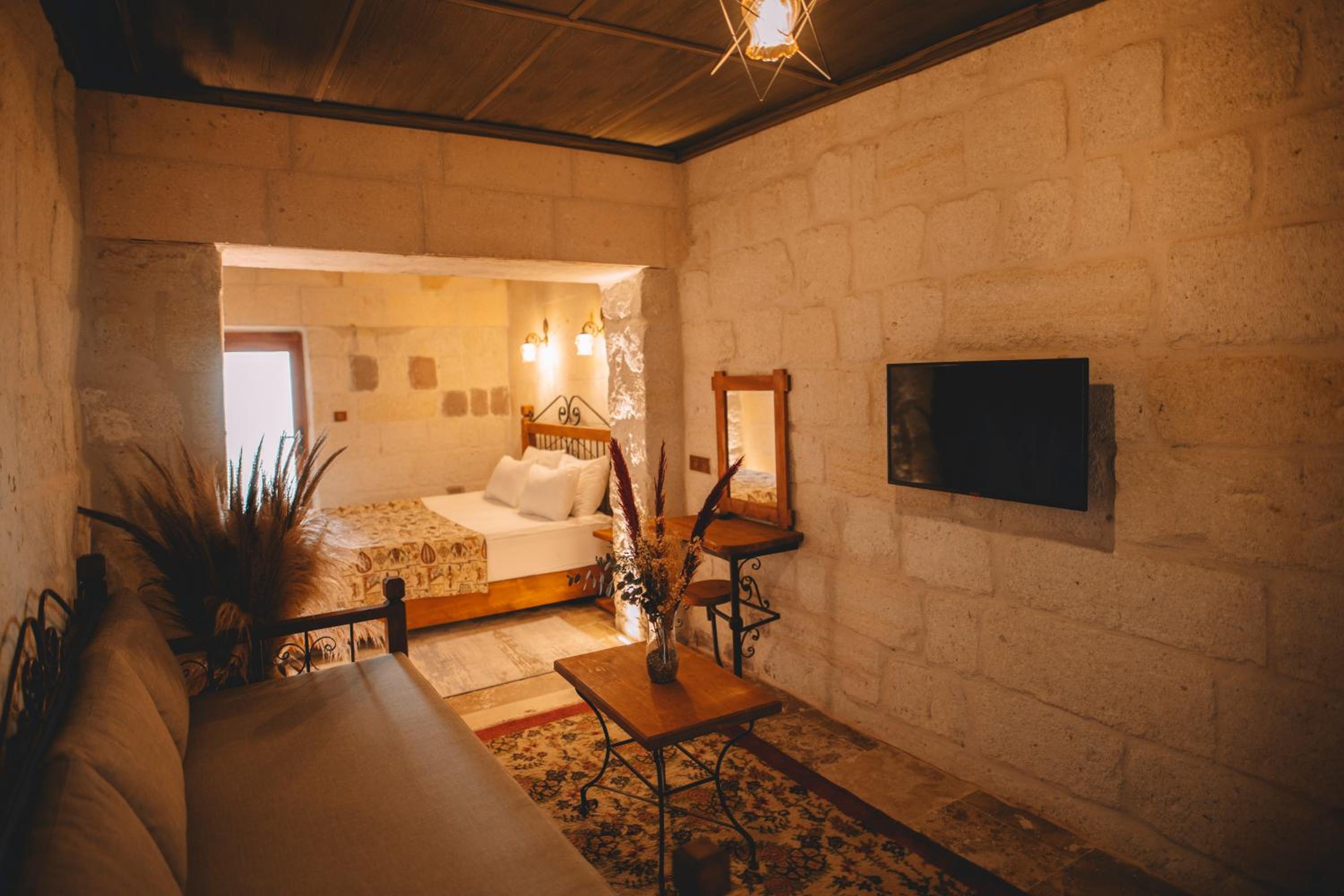 Çavuşin Cave House-Cappadocia - Image 100