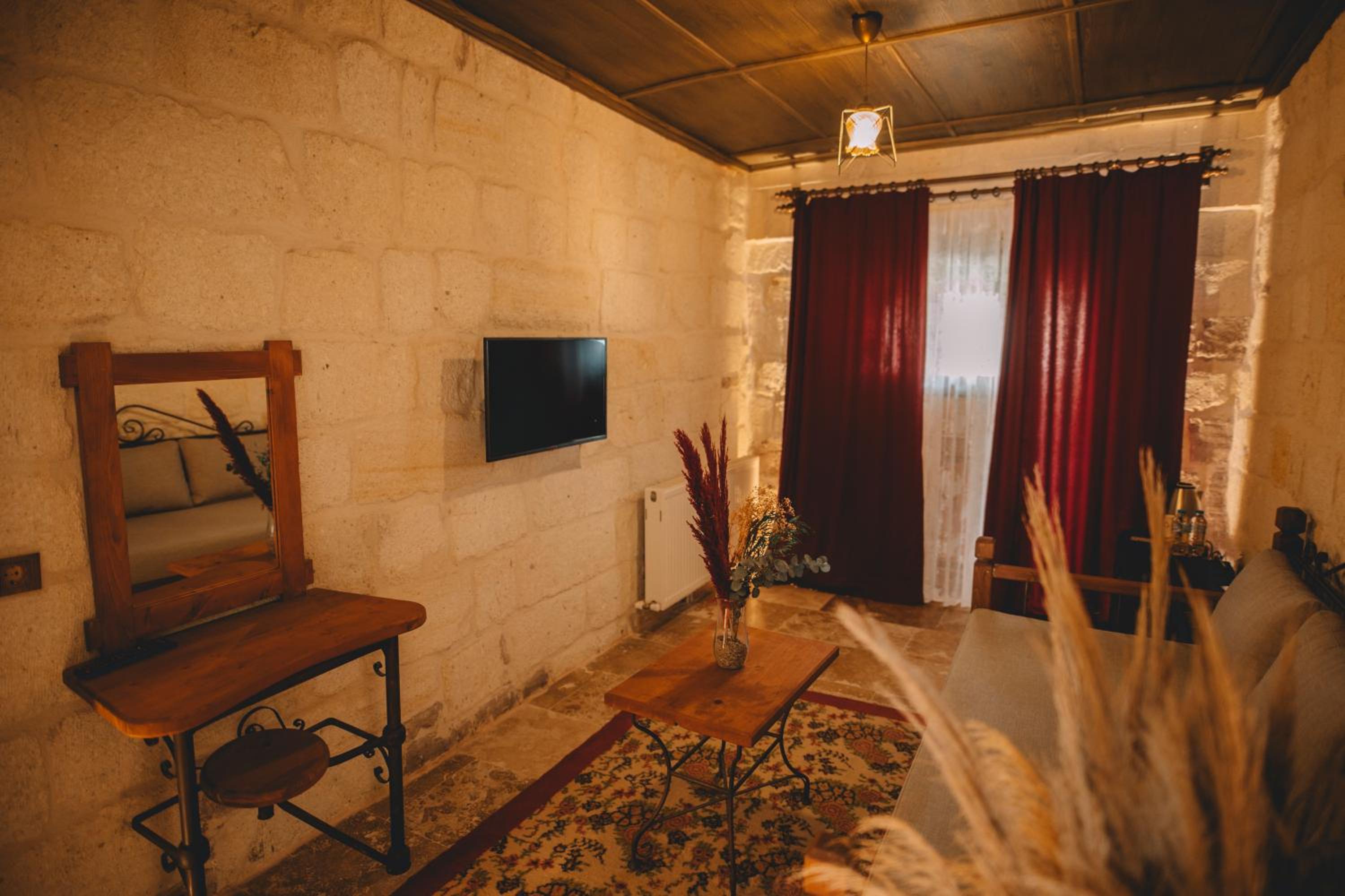 Çavuşin Cave House-Cappadocia - Image 37