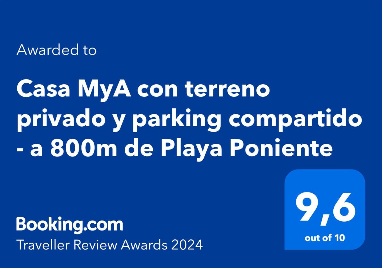 Casa MYA con terreno privado y parking compartido - a 800m de Playa Poniente