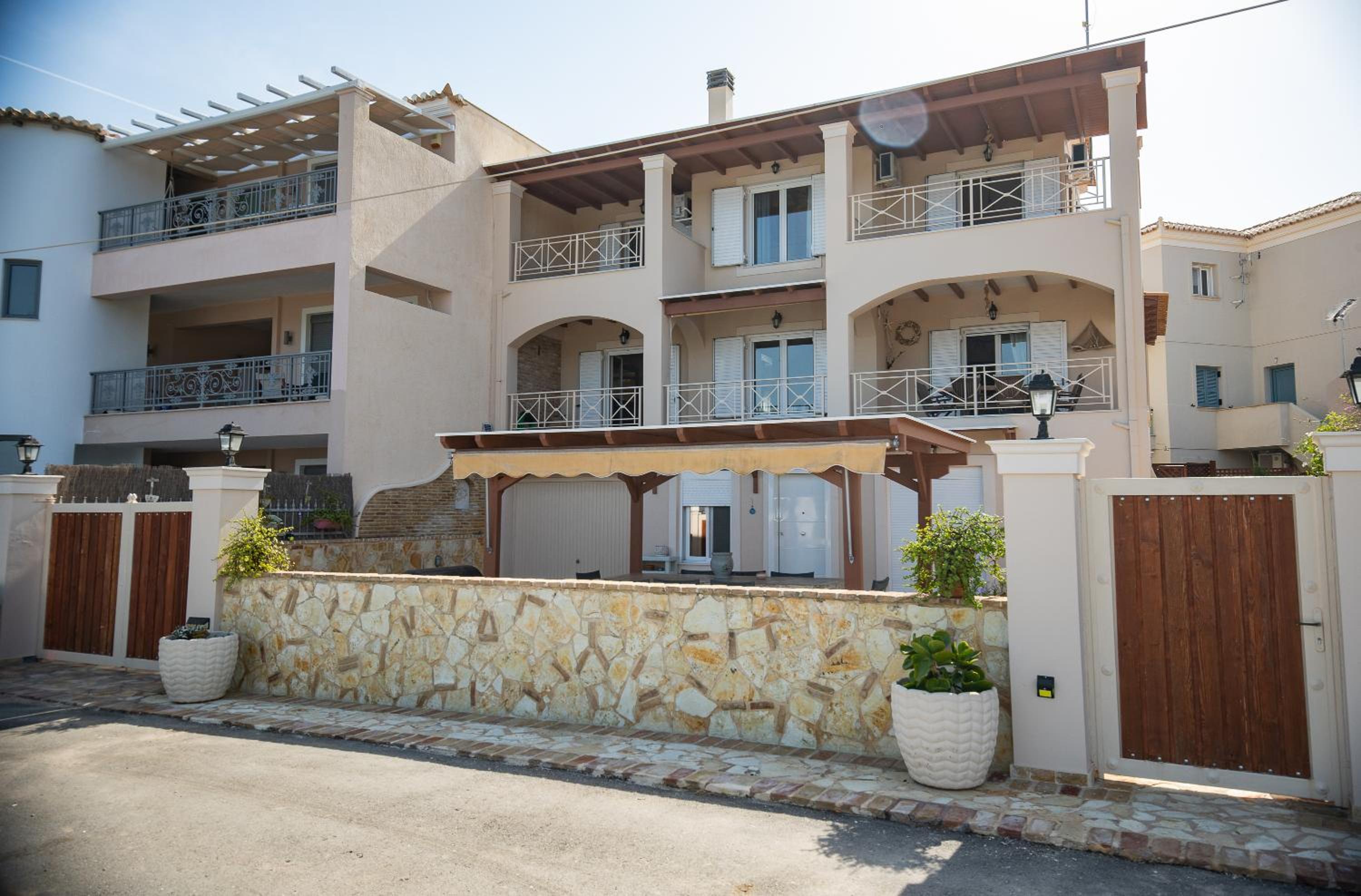 Hotel Han’s Maisonette - Image 1