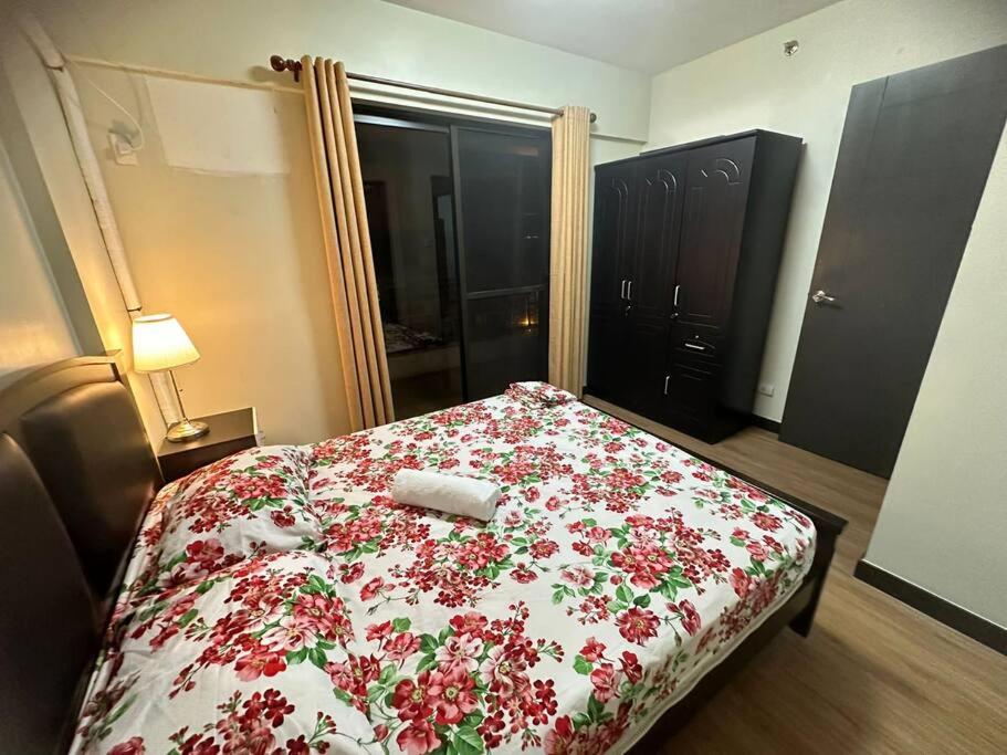 Three Bedroom Resort Style Condo view 4