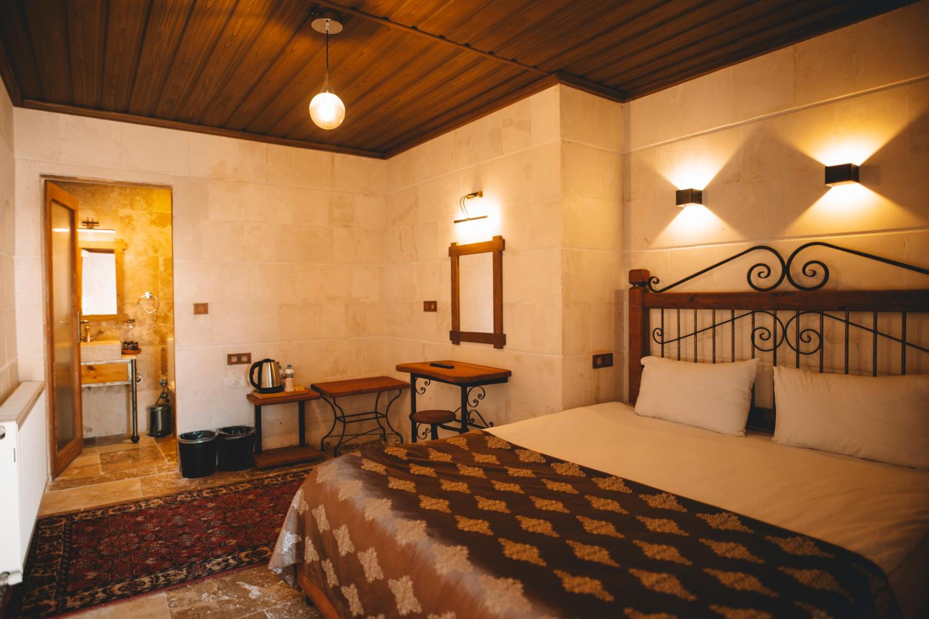 Çavuşin Cave House-Cappadocia - Image 53