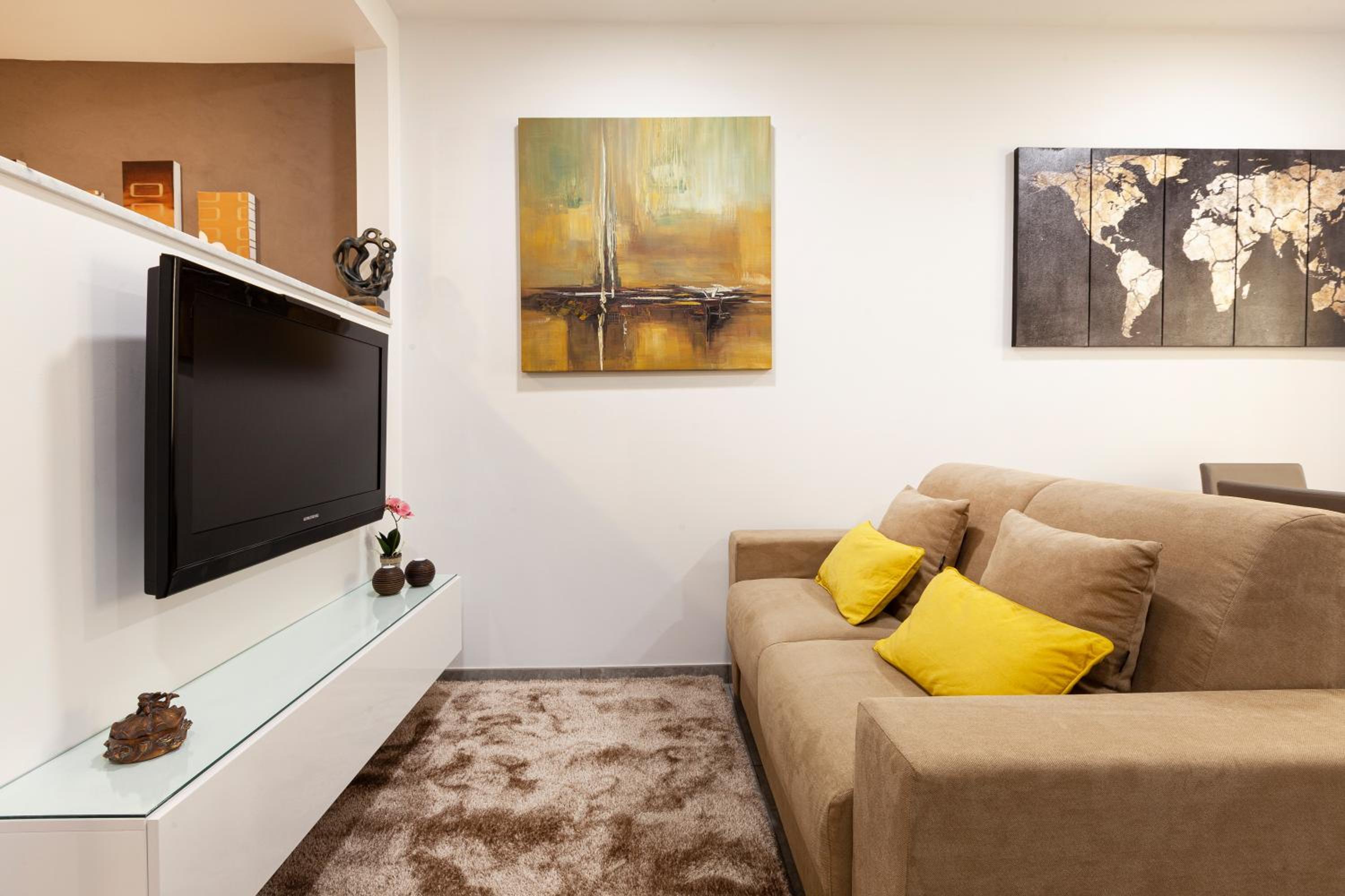 Modern & Lovely Studio - Prime location photo 2