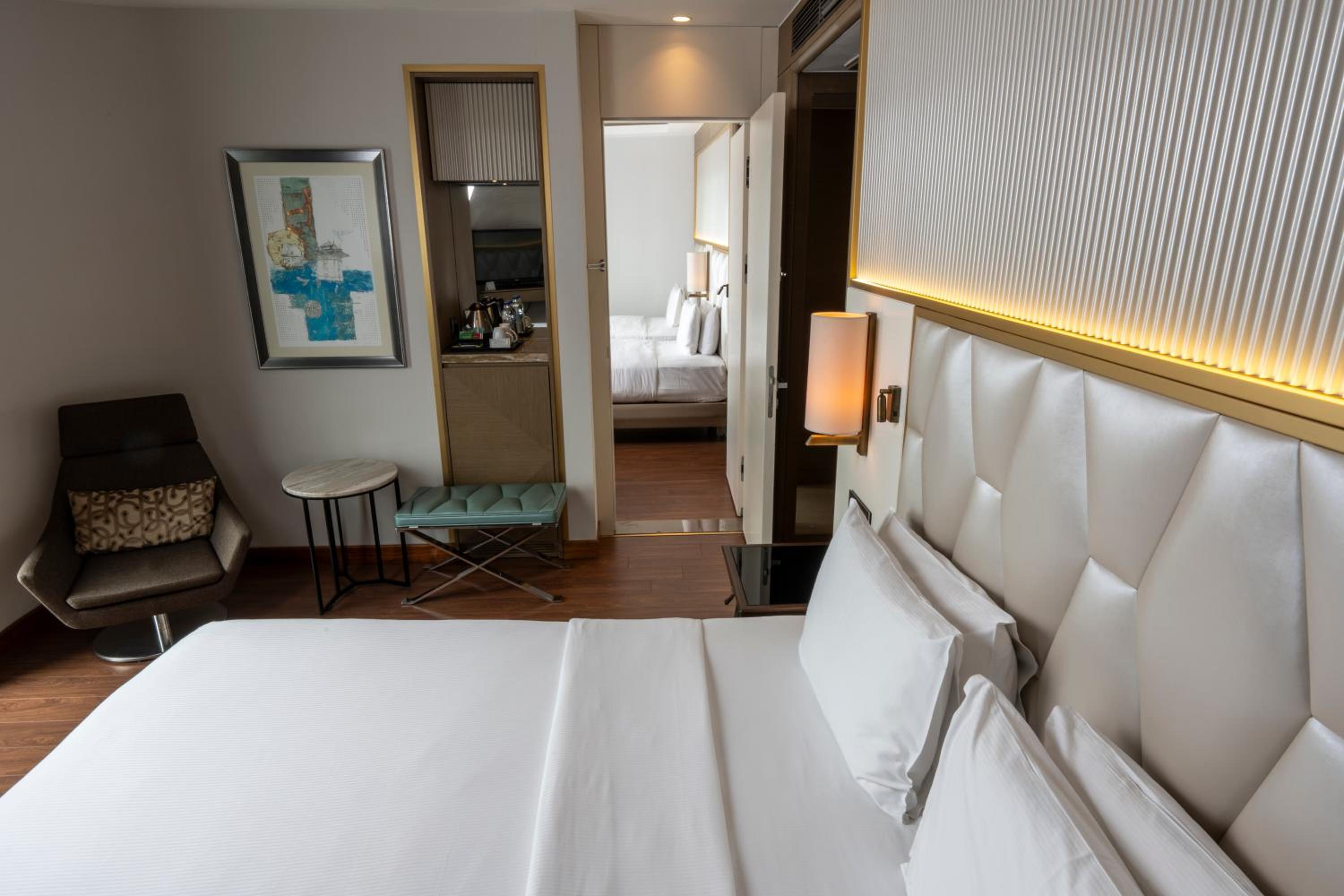 Hilton Istanbul Kozyatagi - Image 41