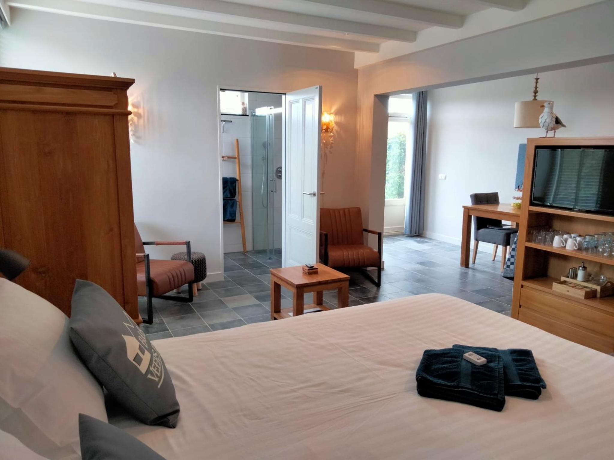 Photo 50