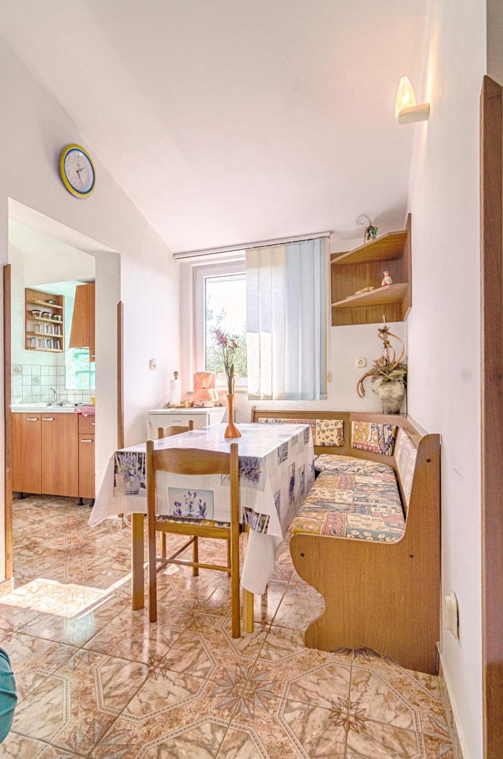 Apartments Regi - Marin view 2