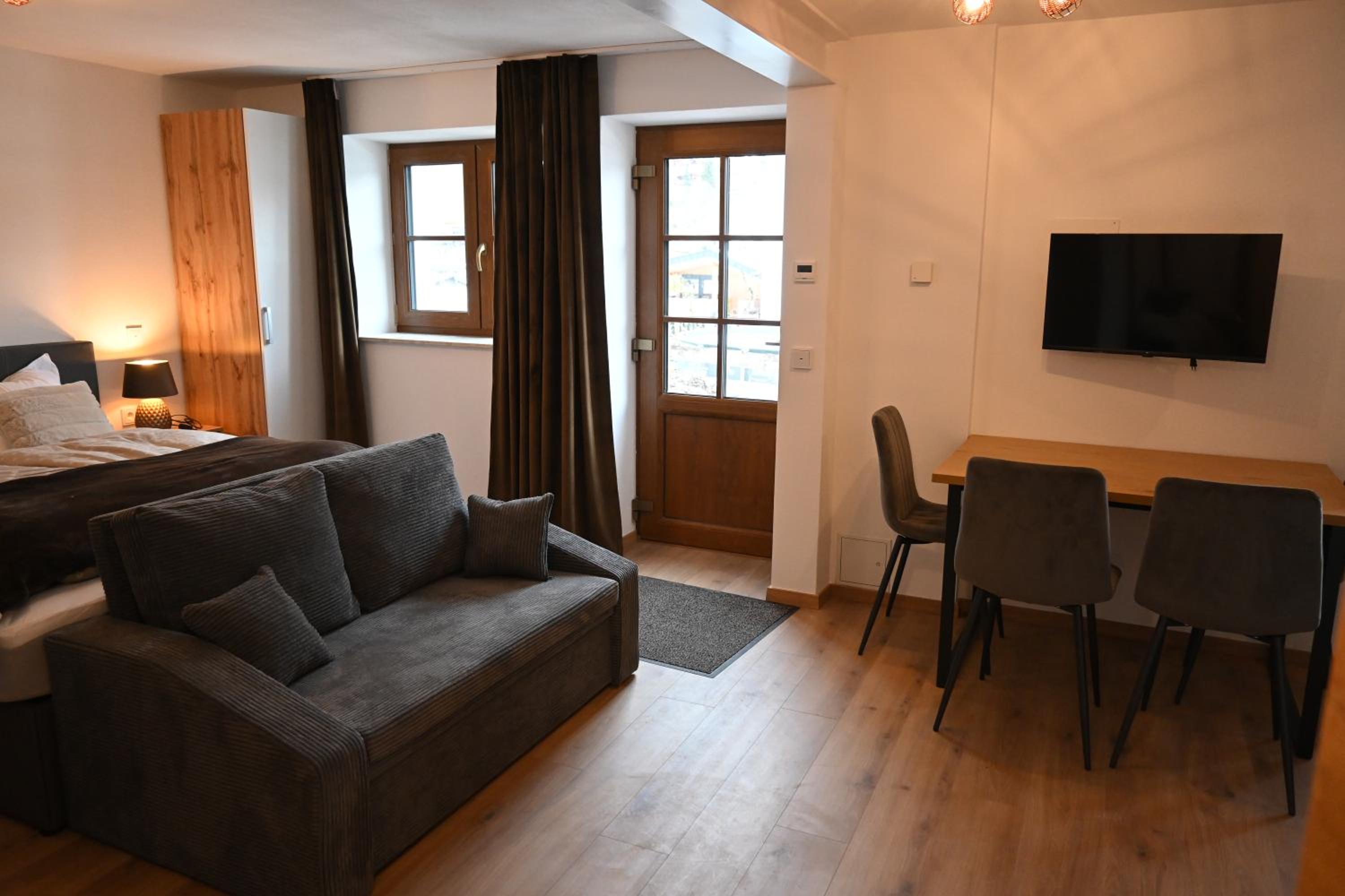 Nicky apartments and studios