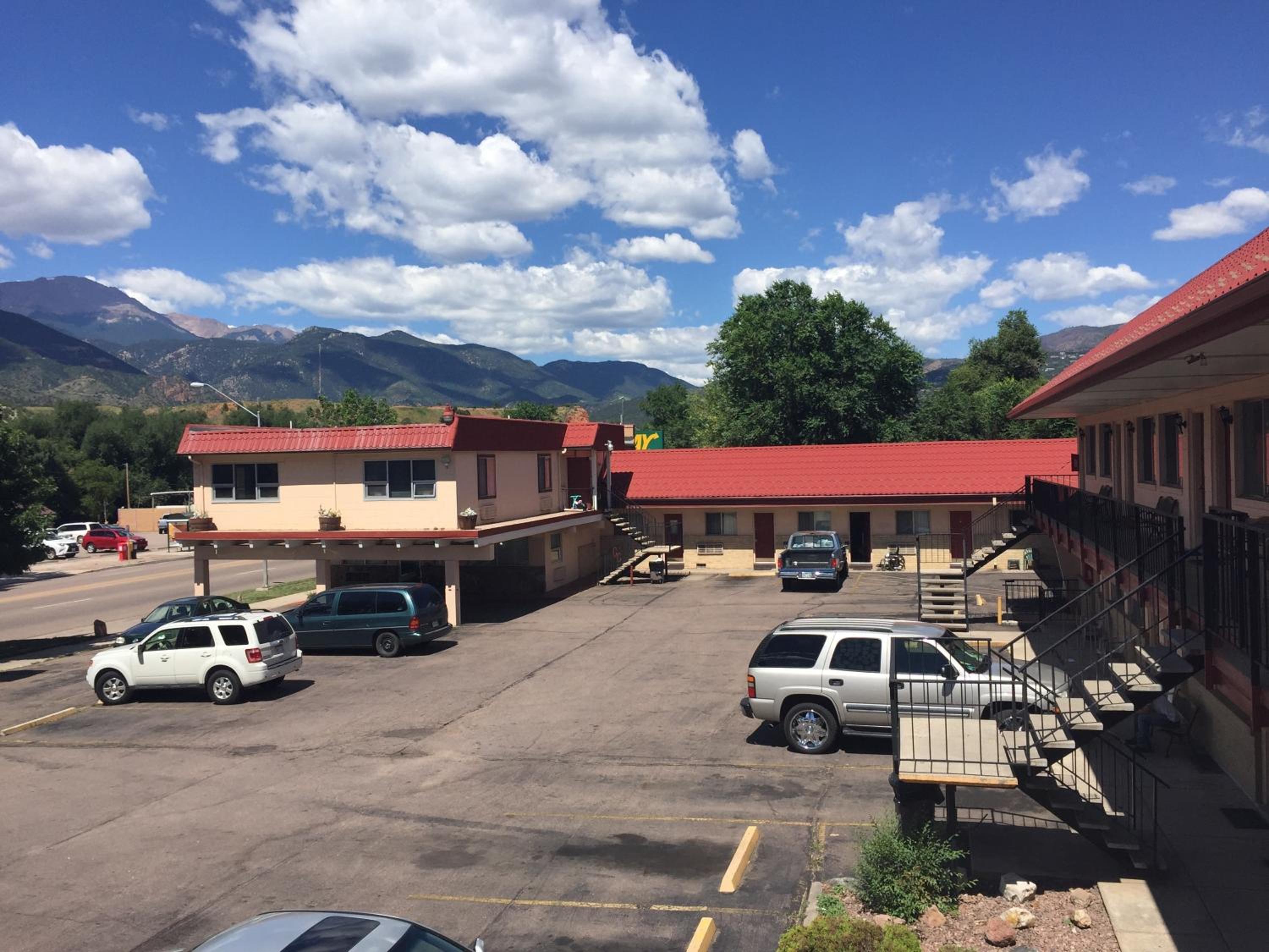 Garden of the Gods Motel