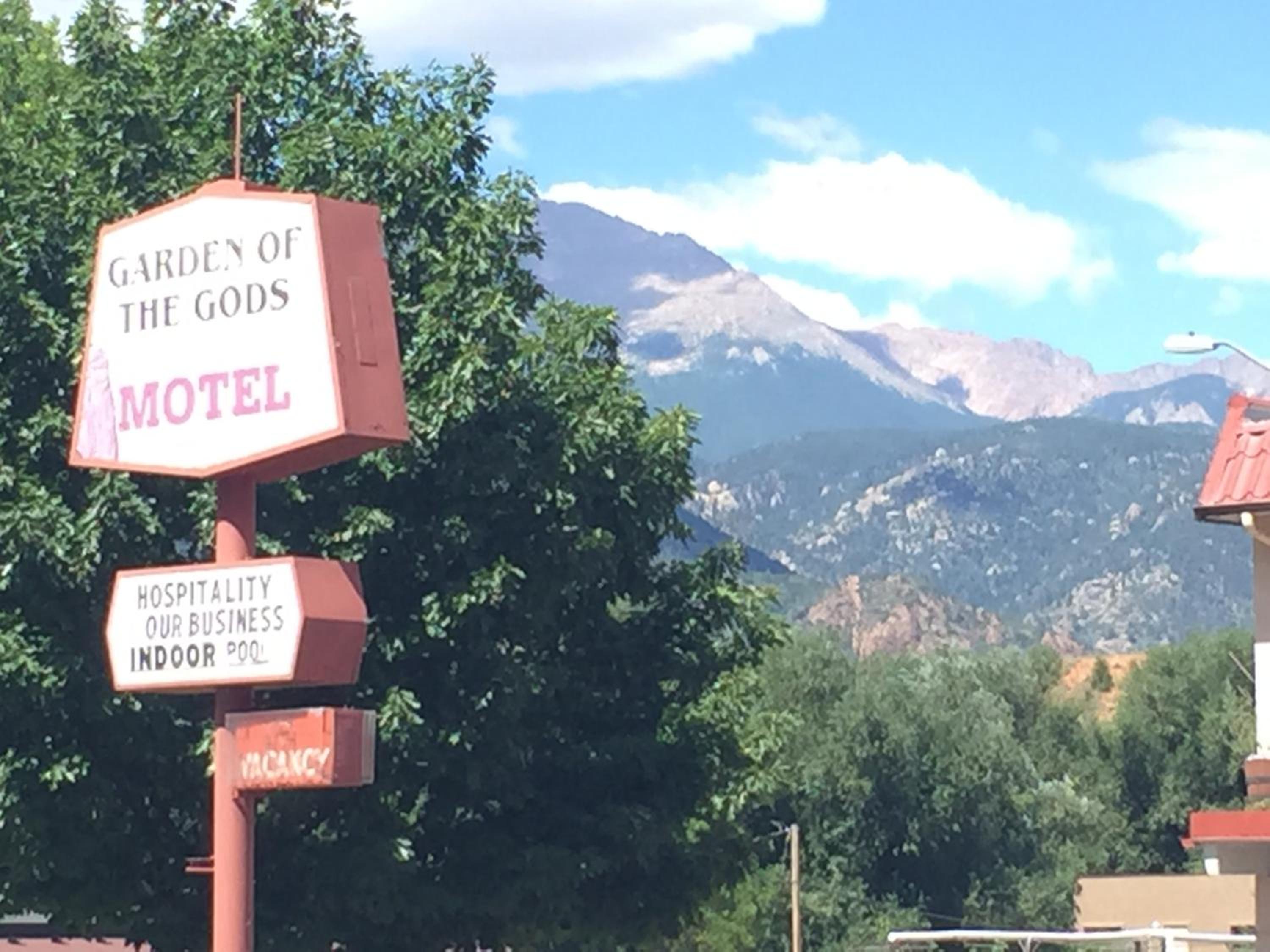 Garden of the Gods Motel