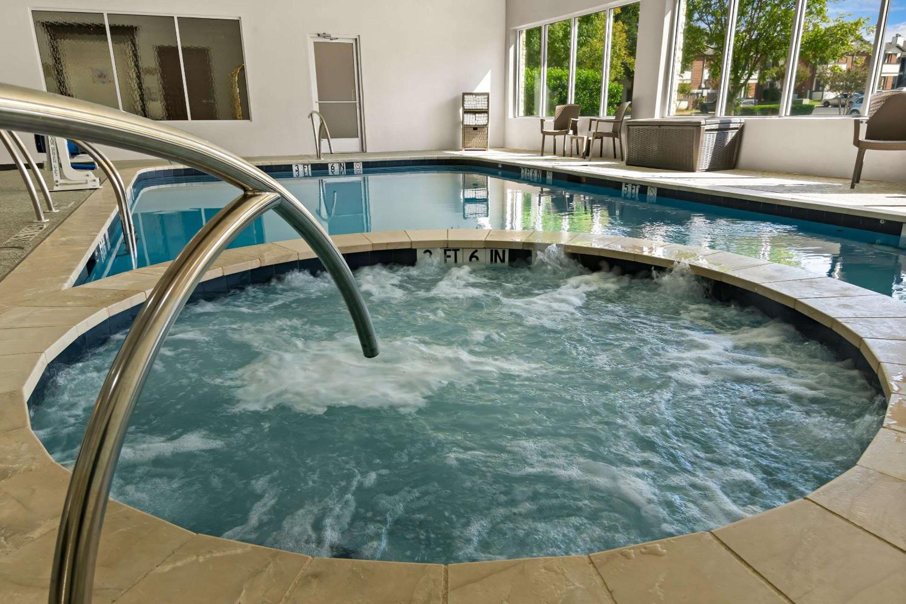Comfort Suites Granbury, Billede 43