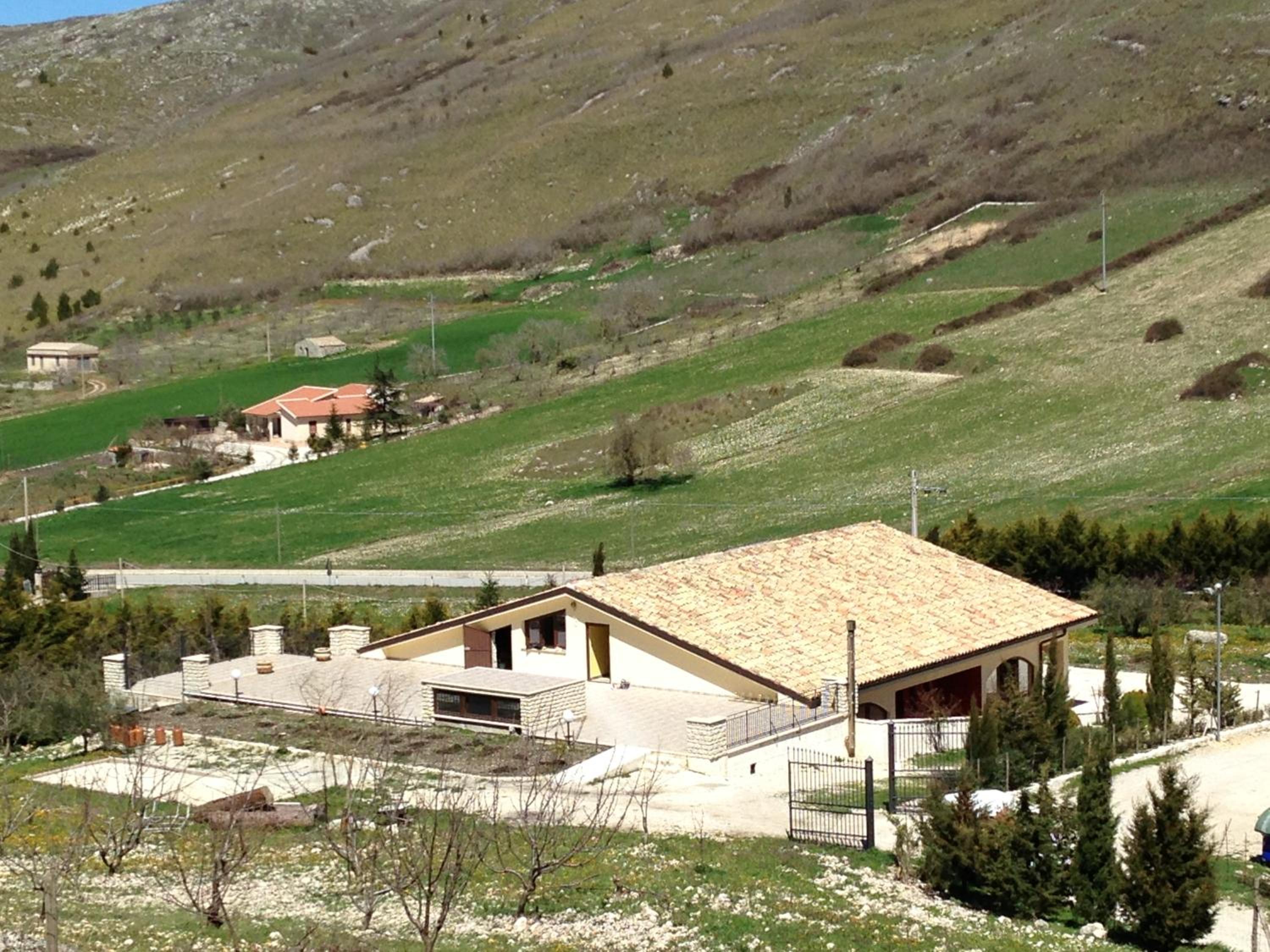 Agriturismo Serra Moneta view 3
