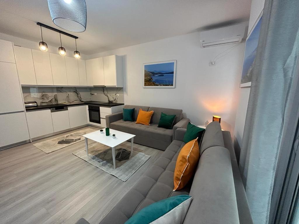Blue pearl apartment