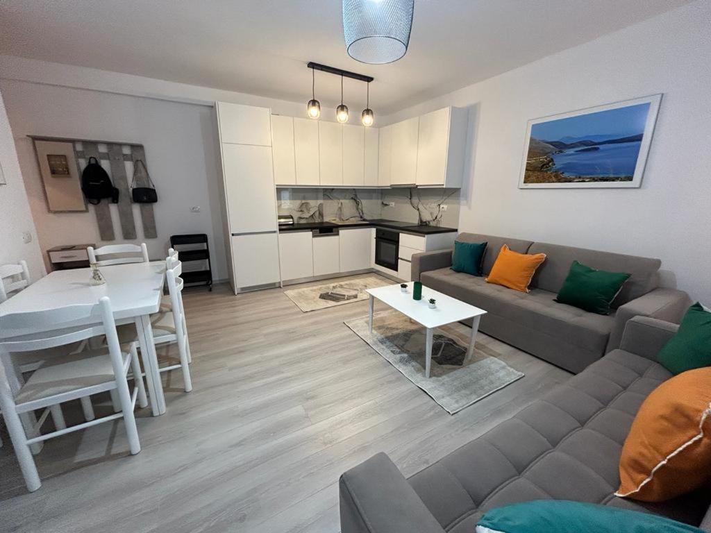 Blue pearl apartment