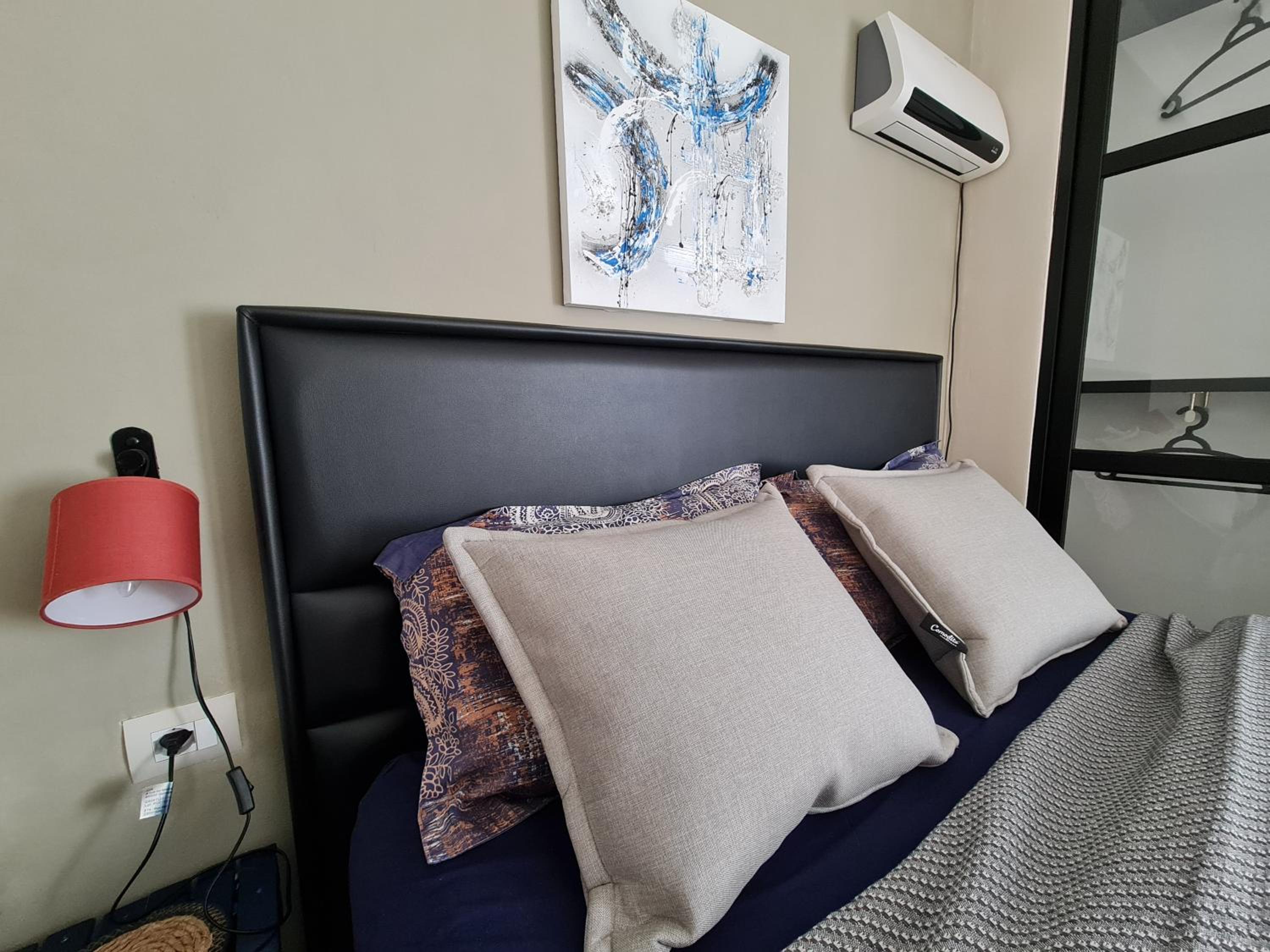 Francie's Apartment, Tirana