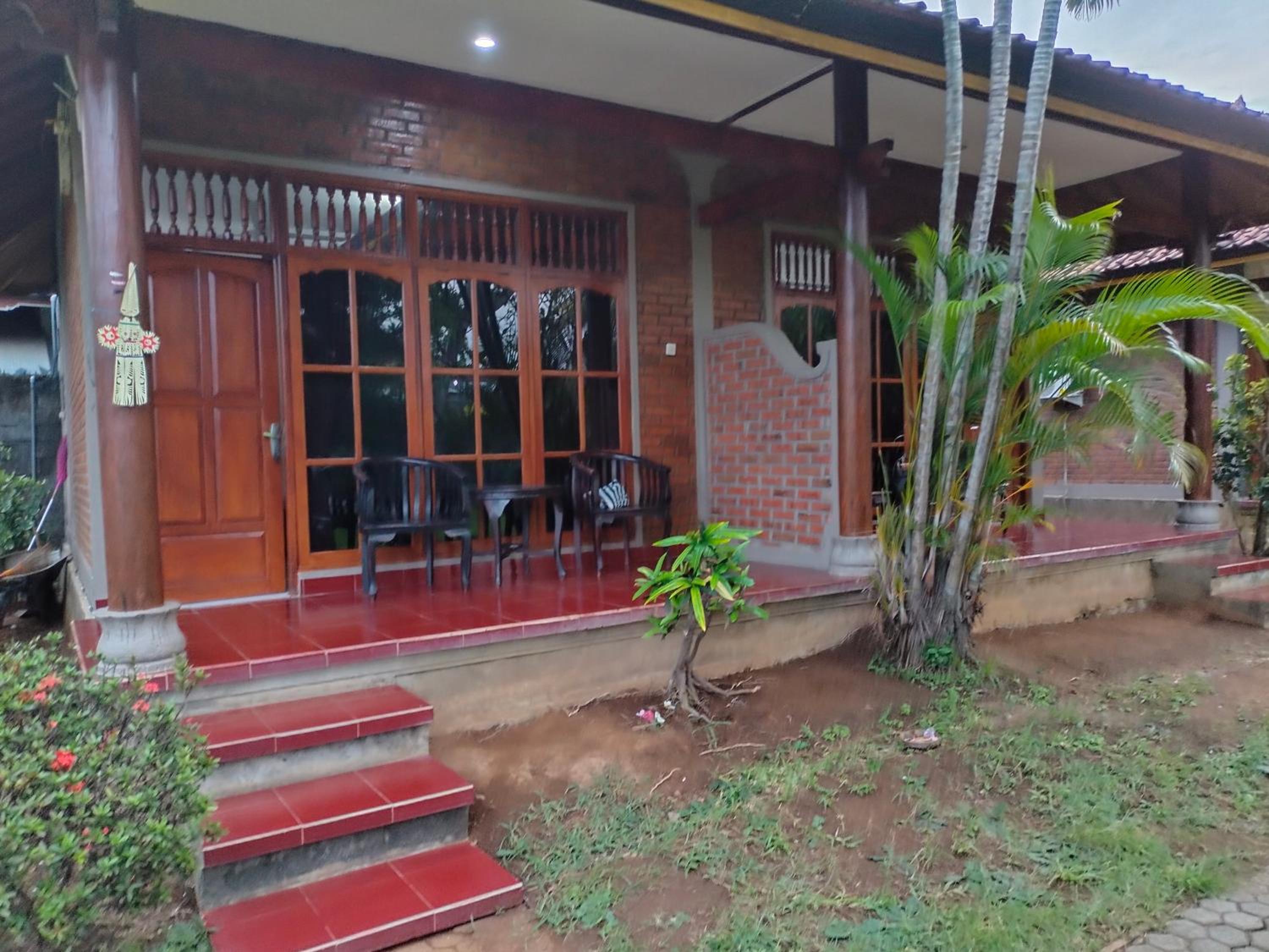 Bayumantra Bungalows