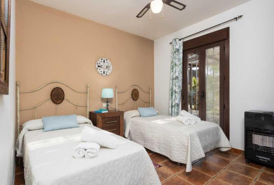 Casa la viña de la tireta