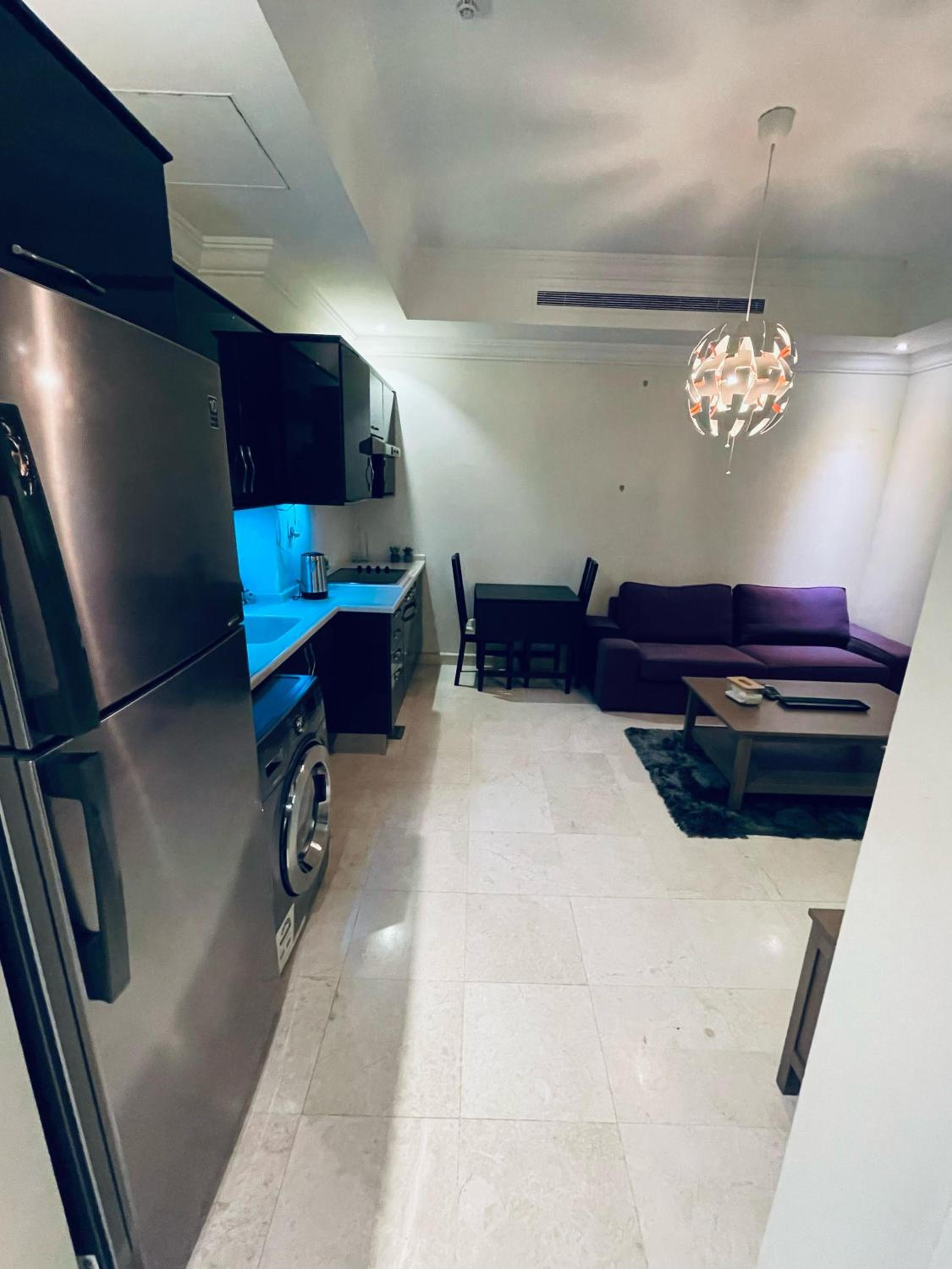 lovely one bedroom self entry view 5