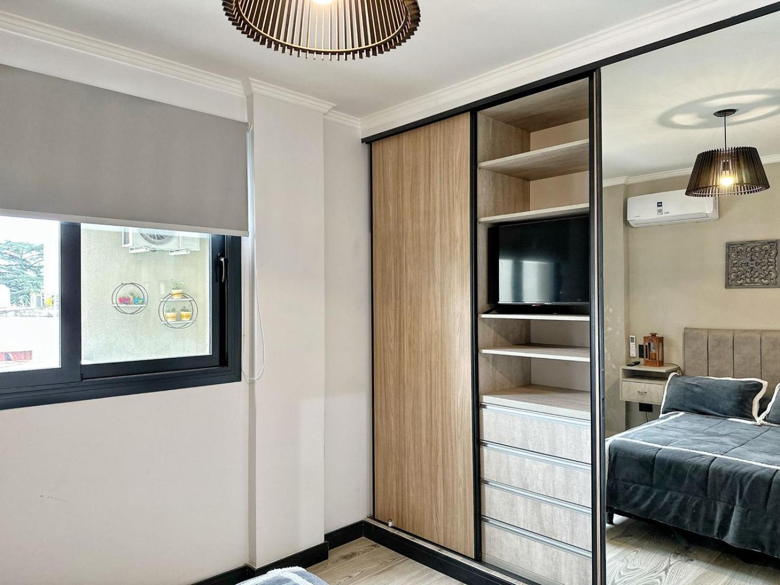 Constantino 6 Apartments