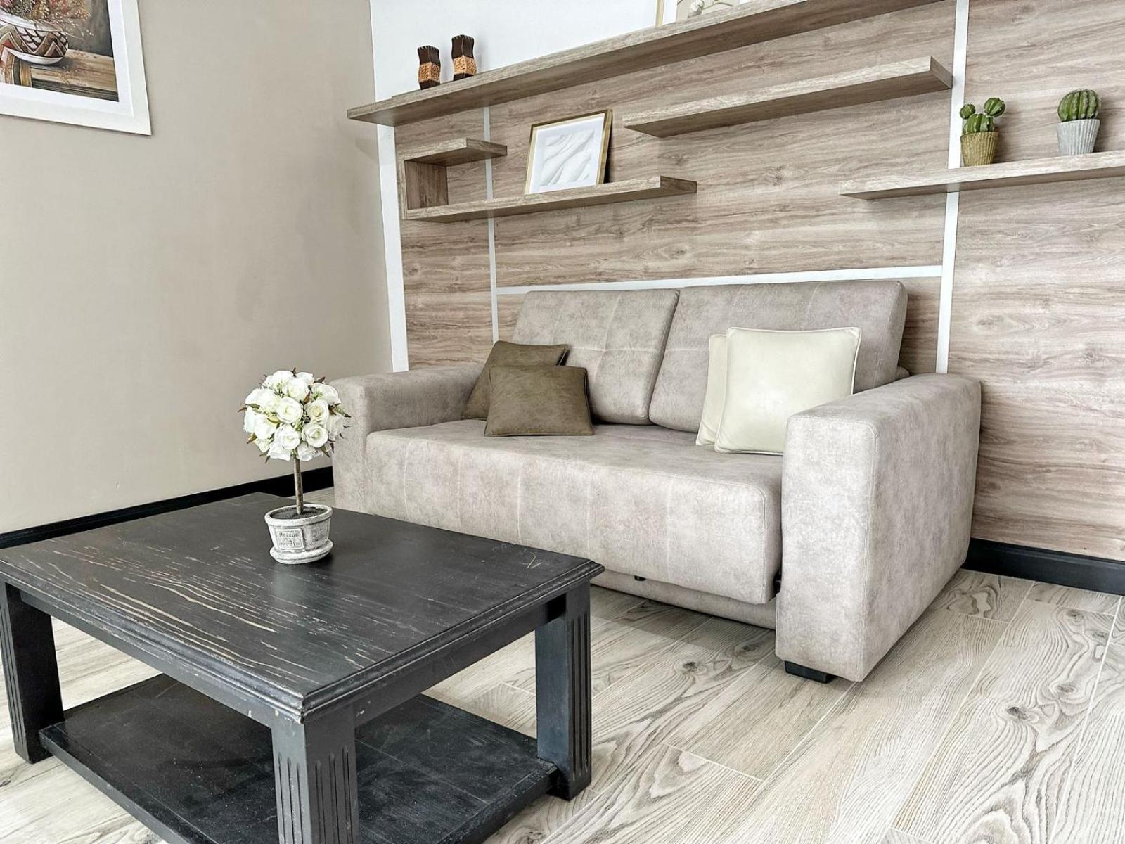 Constantino 6 Apartments