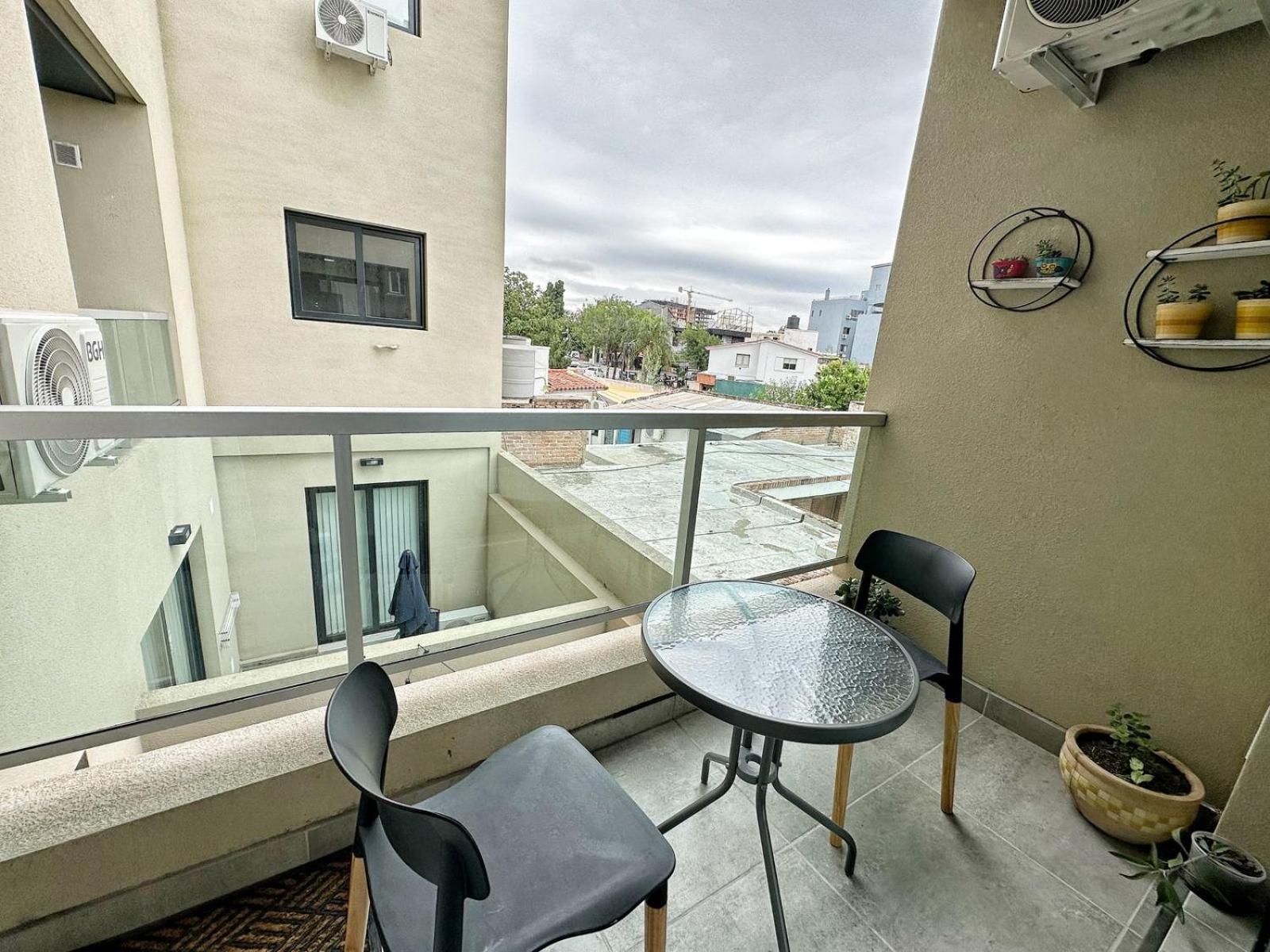 Constantino 6 Apartments