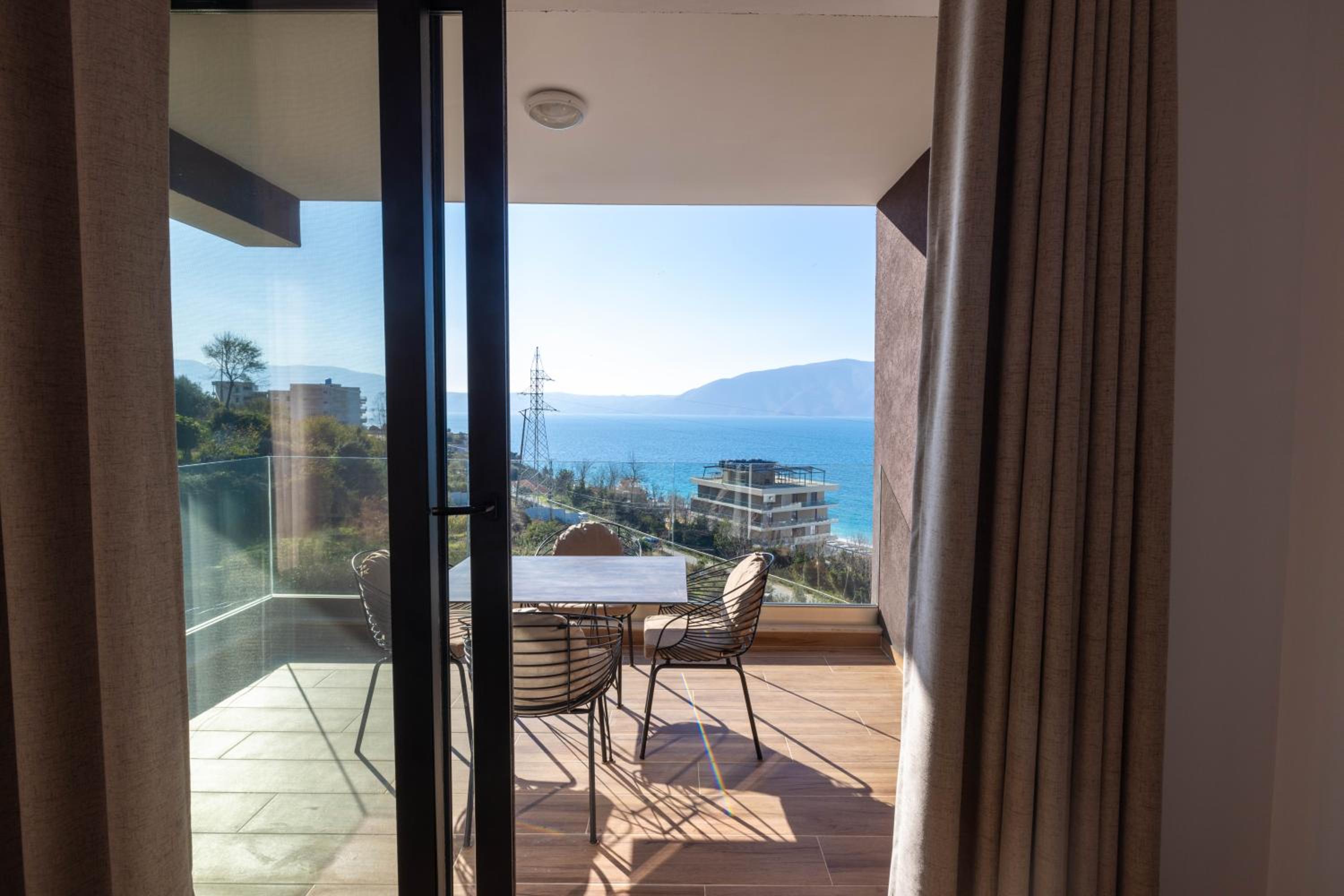 Casa Mare by PikHost