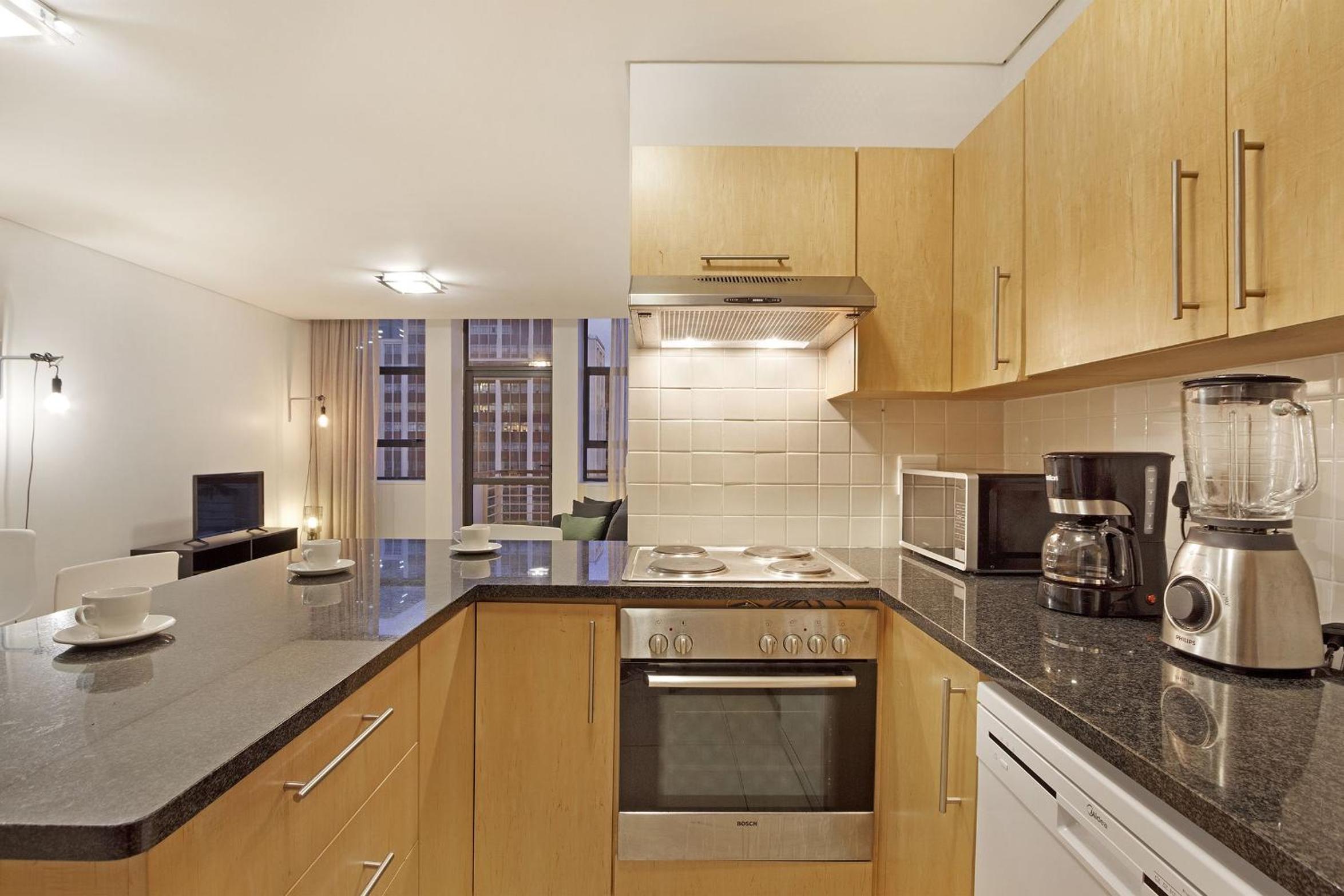Fountain Suite 906 by HostAgents view 5