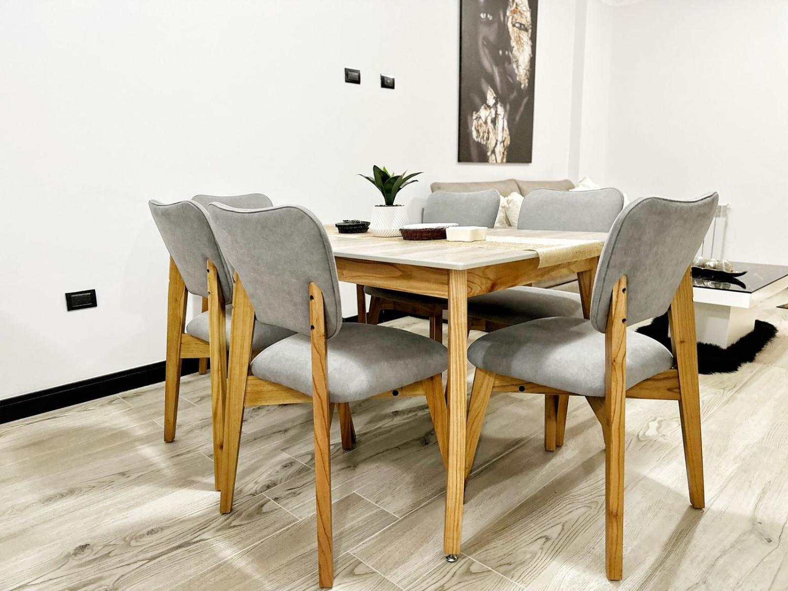 Constantino 6 Apartments