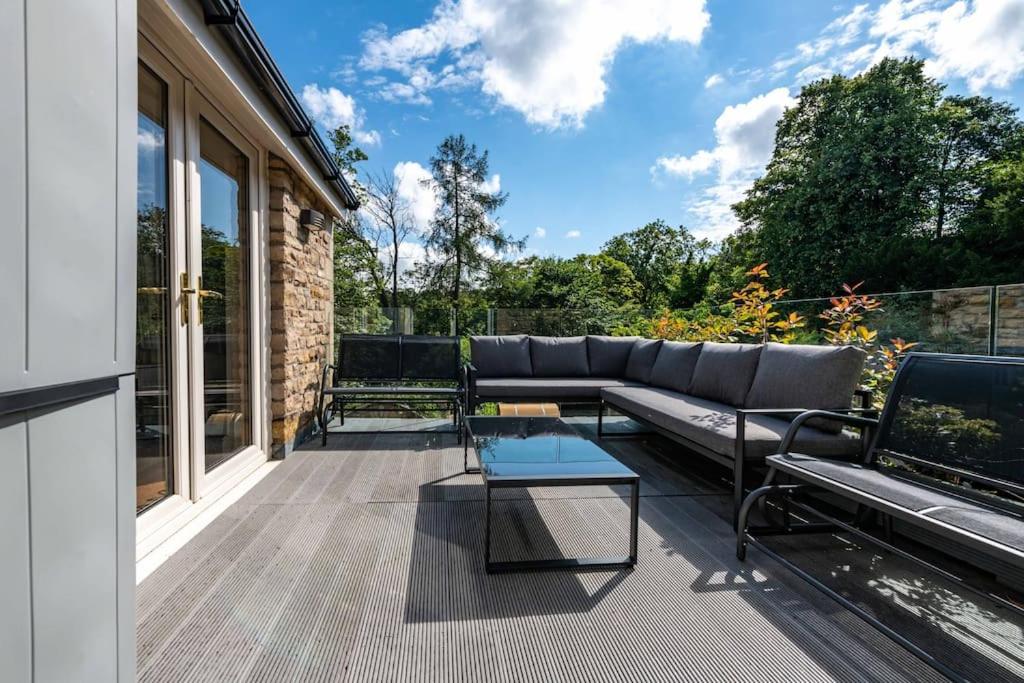 6 Star lux Villa Private Island Near Lake District view 3