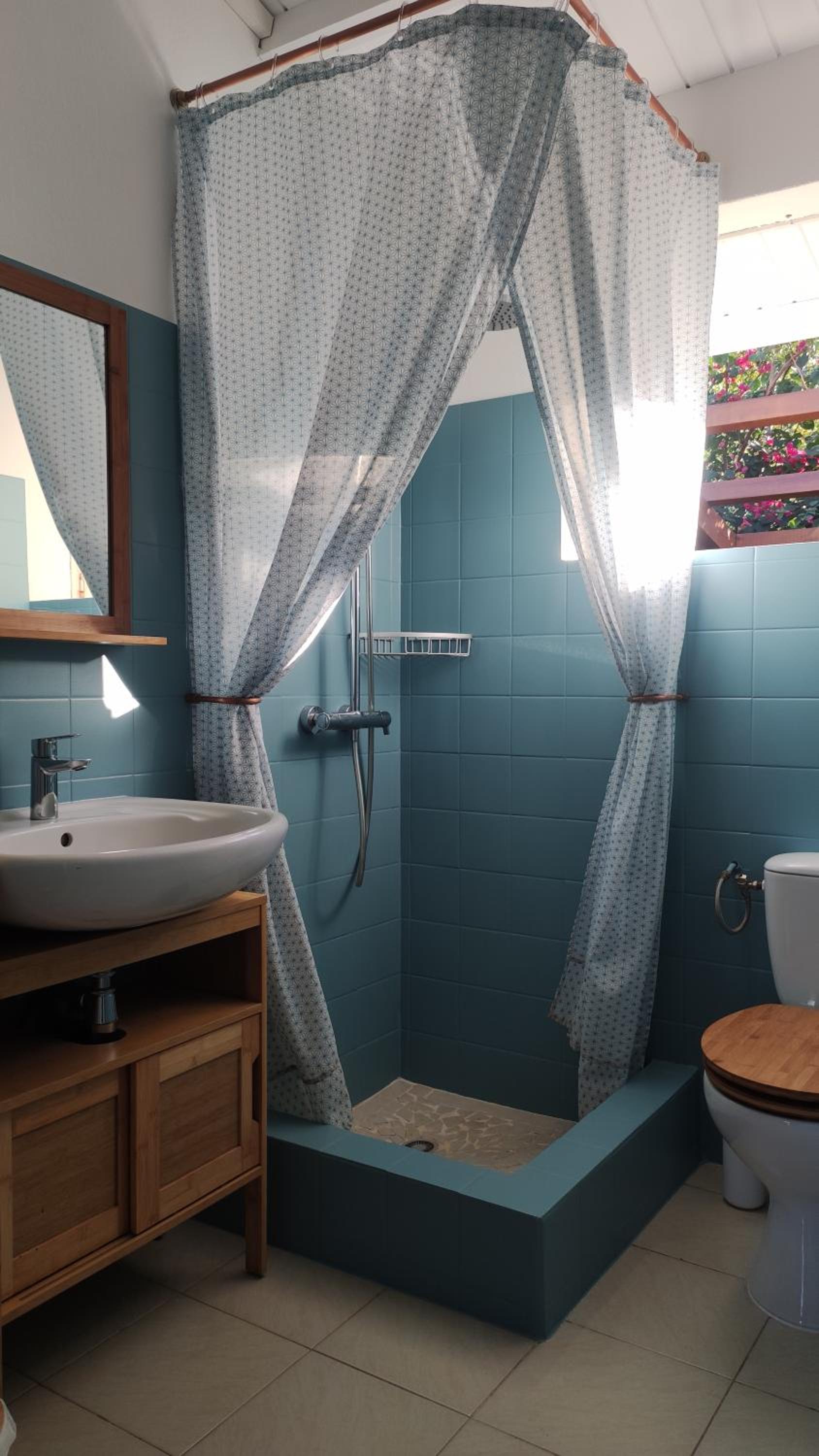 Les Coulirooms - Suite avec jacuzzi et grande terrasse view 5