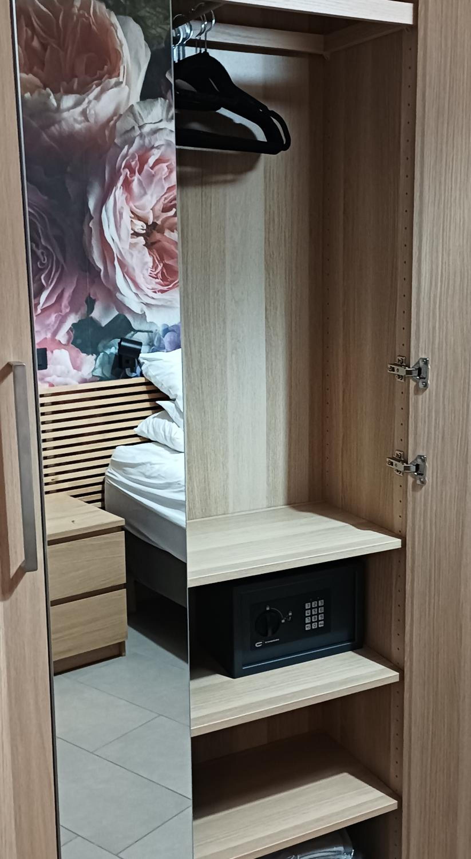 PeoniaMaximaHouse -Piazza Bologna-