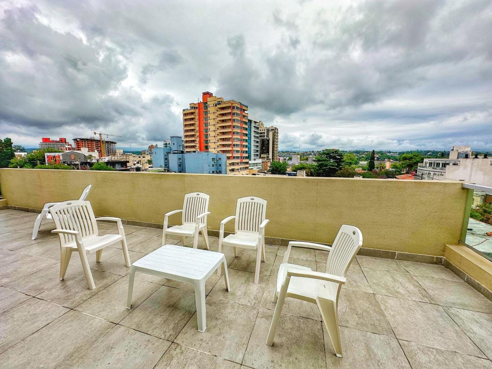 Constantino 6 Apartments