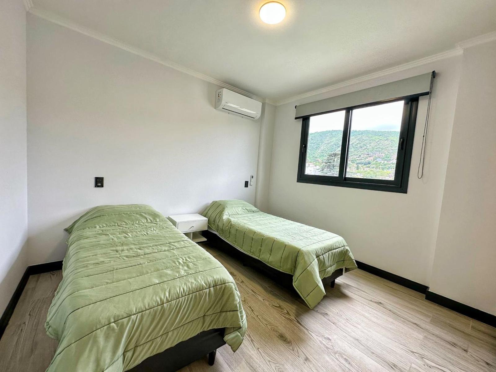 Constantino 6 Apartments