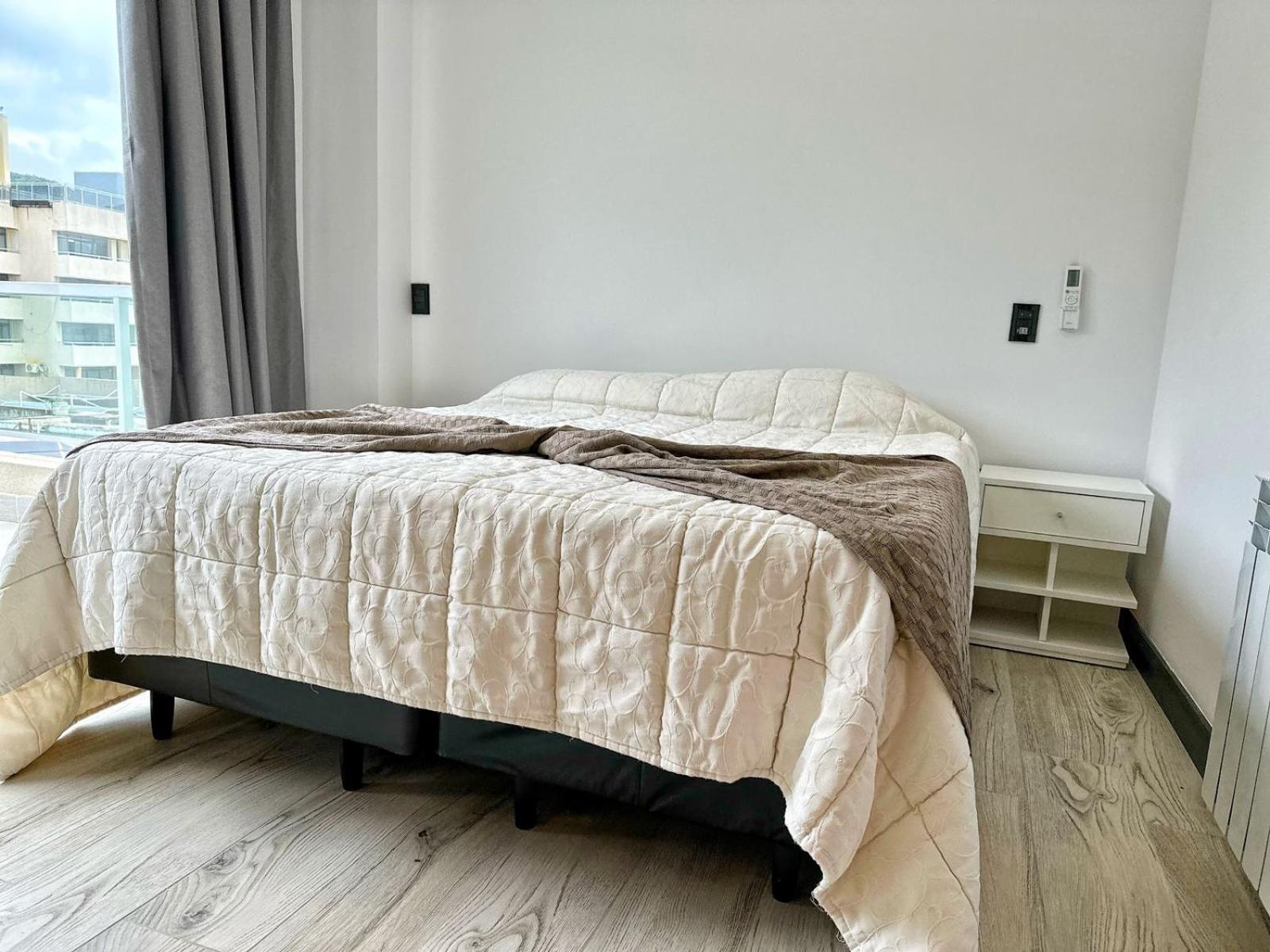 Constantino 6 Apartments