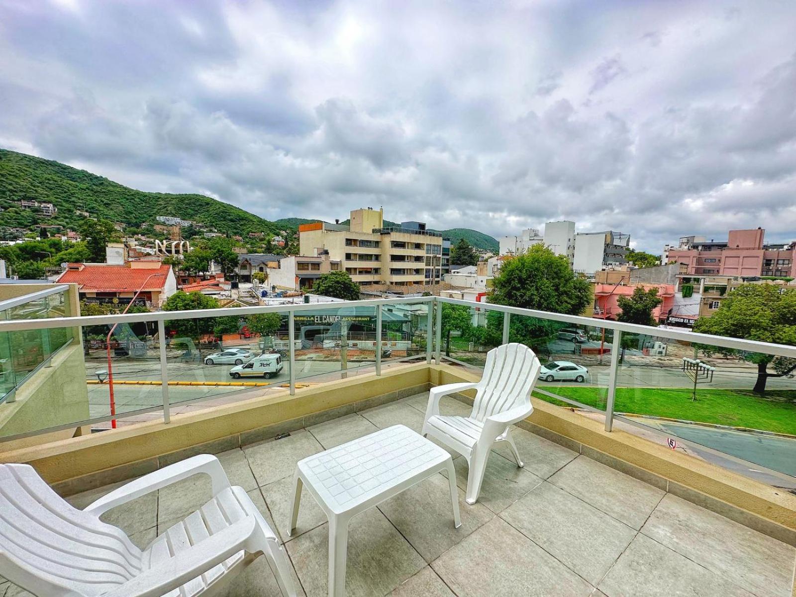 Constantino 6 Apartments