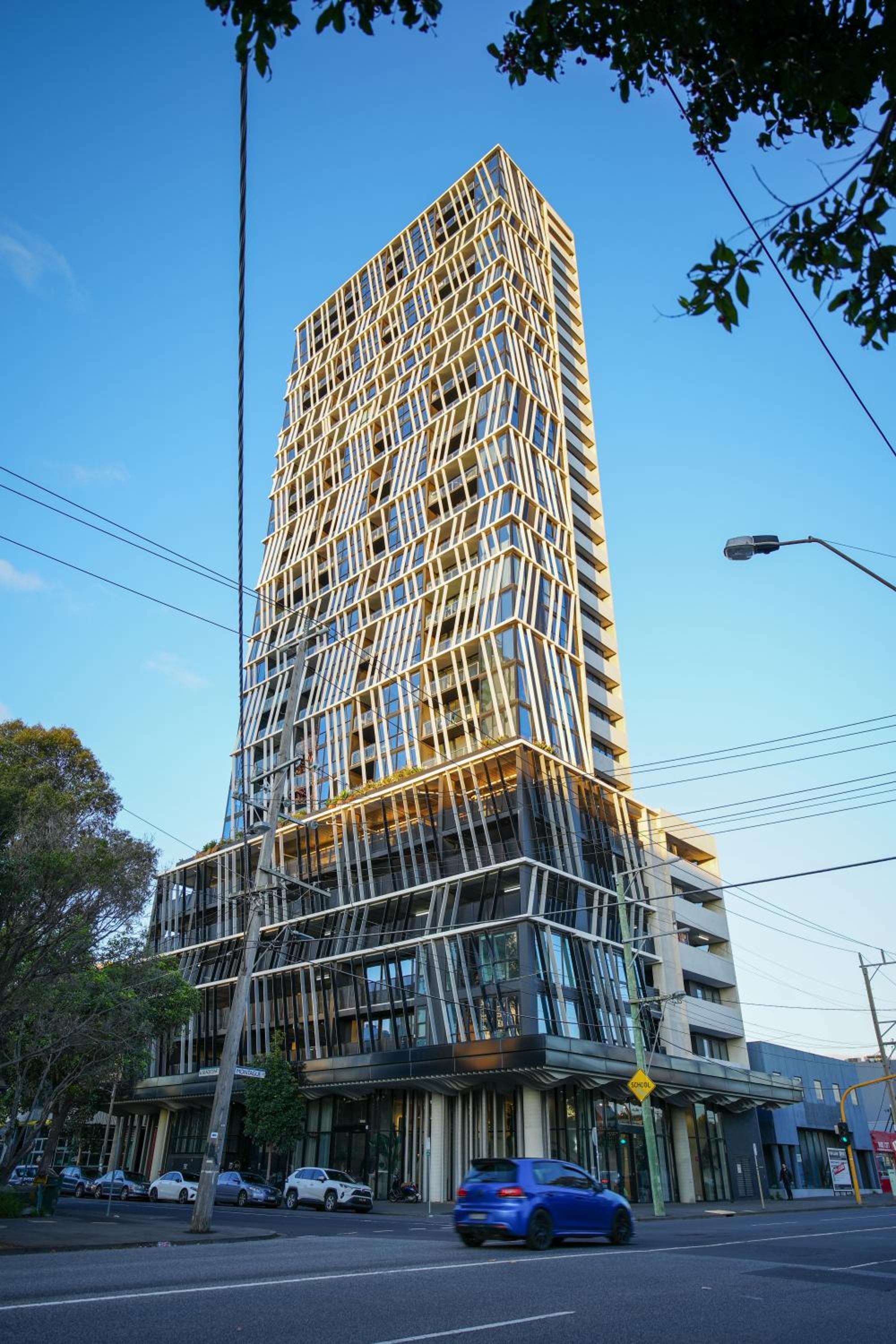 1 BRM 1 BATH, South Melbourne, Spacious, Balcony