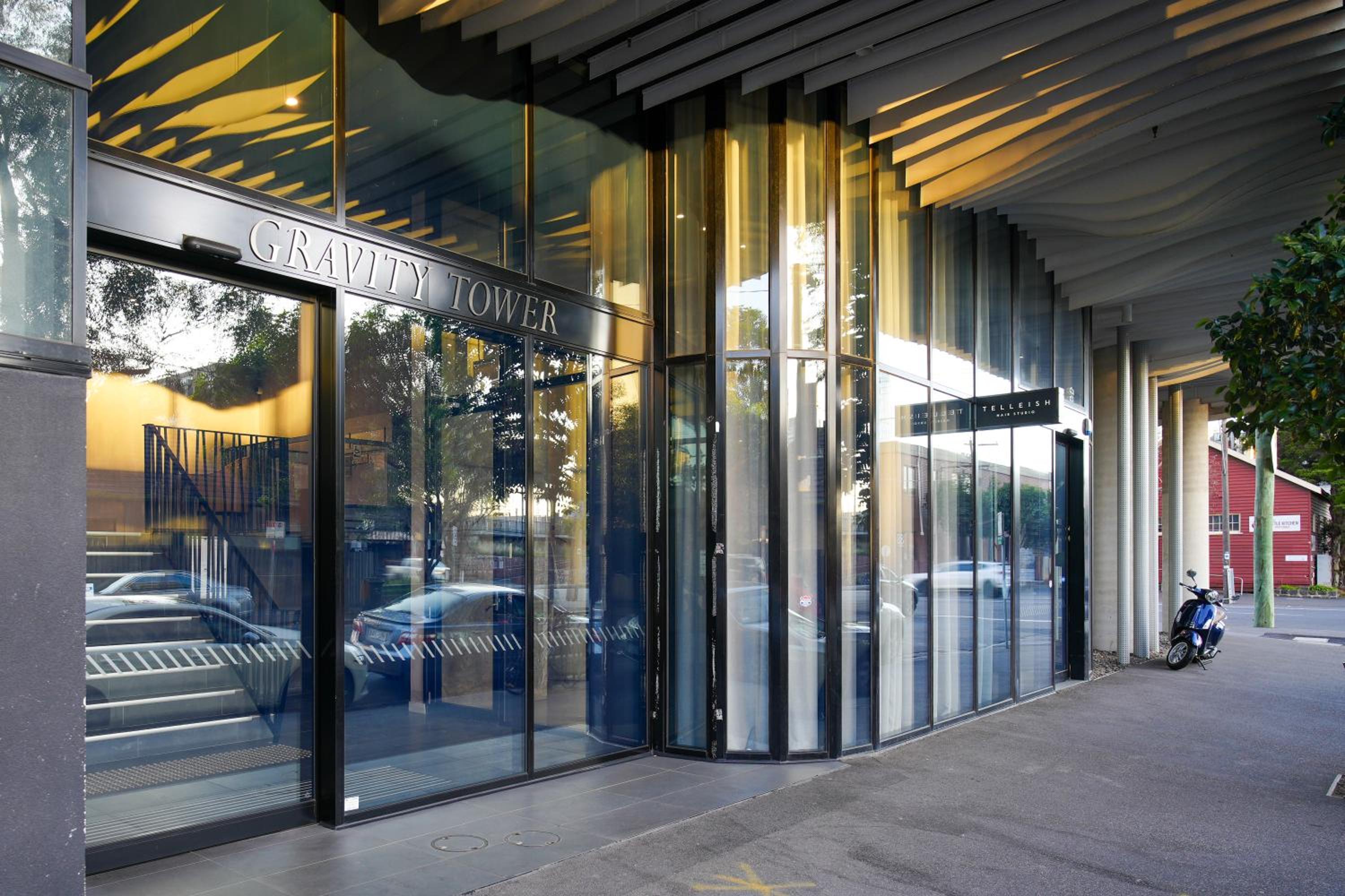 1 BRM 1 BATH, South Melbourne, Spacious, Balcony