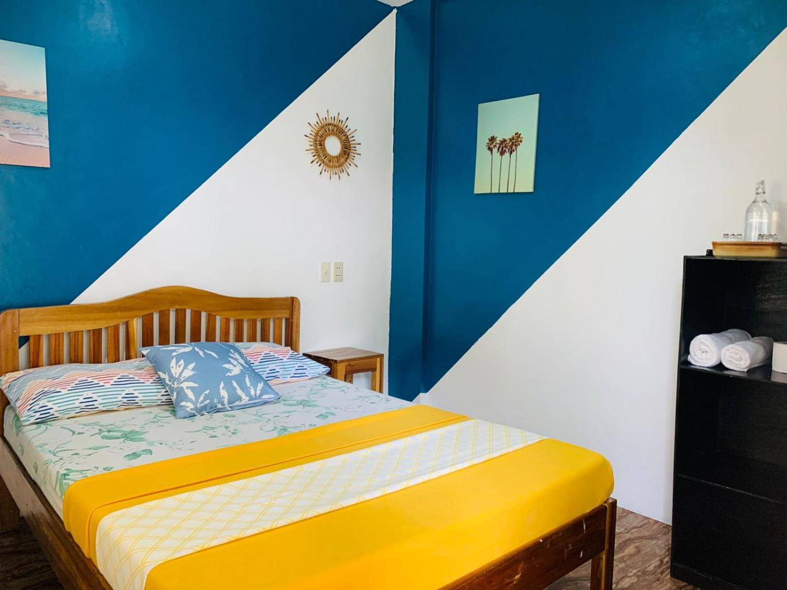 Pisces Tourist Inn - Port Barton view 5