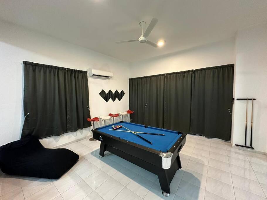Home In Johor Bahru Near by Setia Tropika