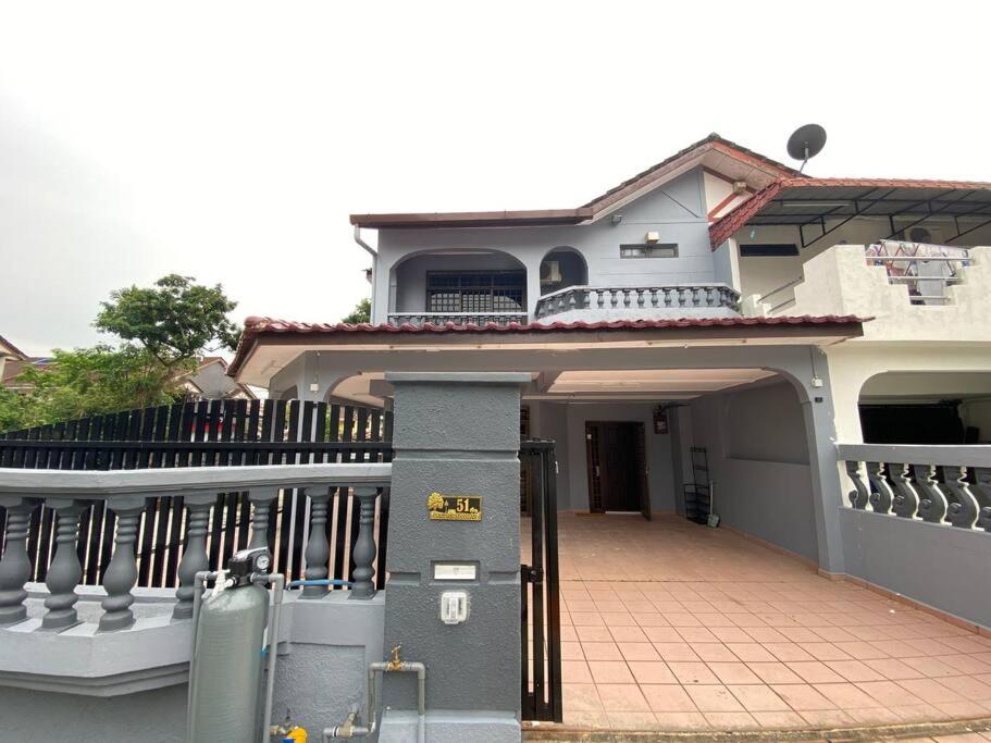 Home in Johor Bahru Near By Paradigm Mall JB