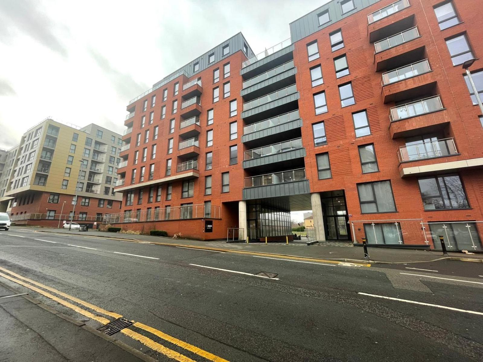 Adelphi Wharf Apartments by Beehosting