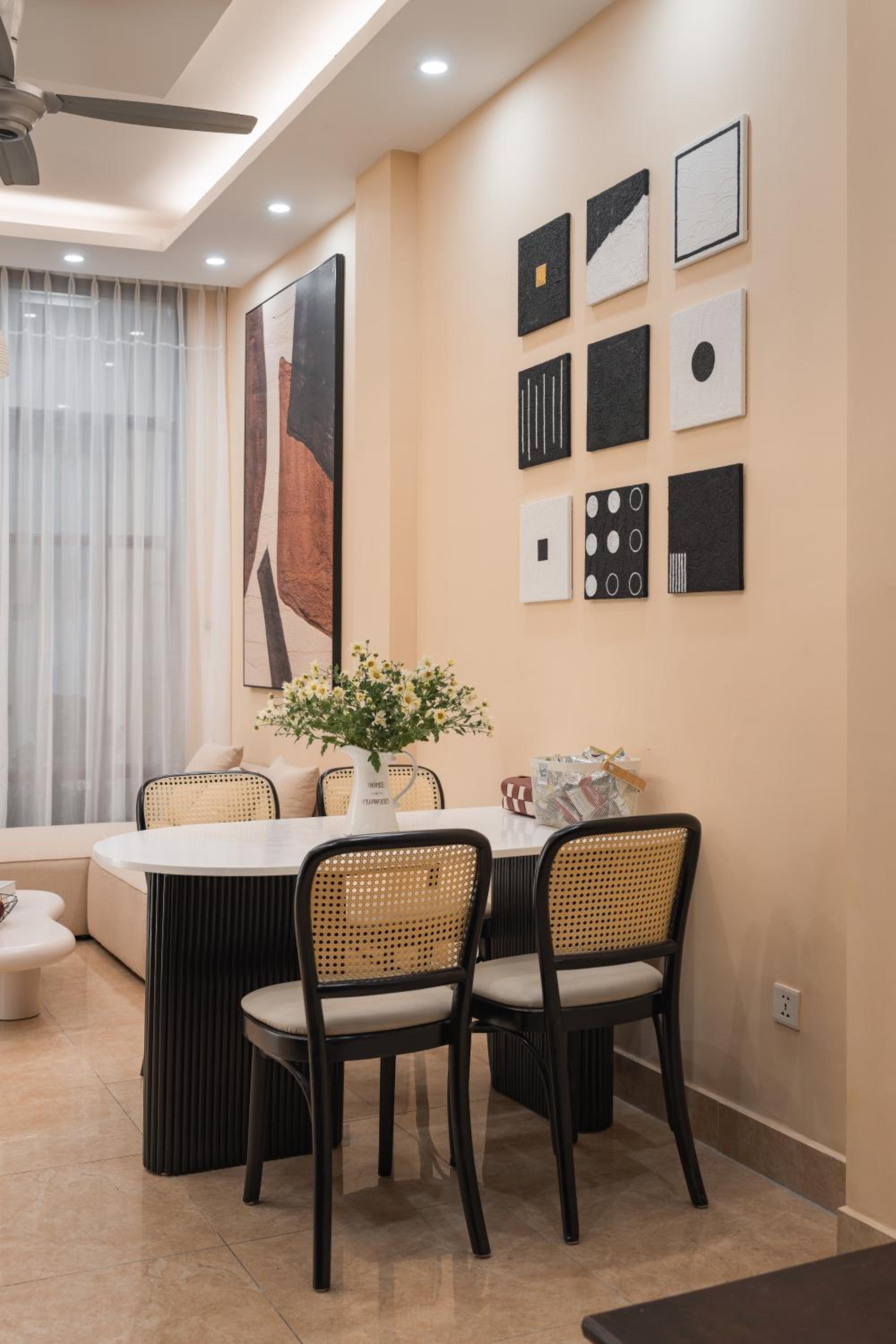 Ukiyo 3 bedrooms house 5' walk to Hanoi Flag Tower