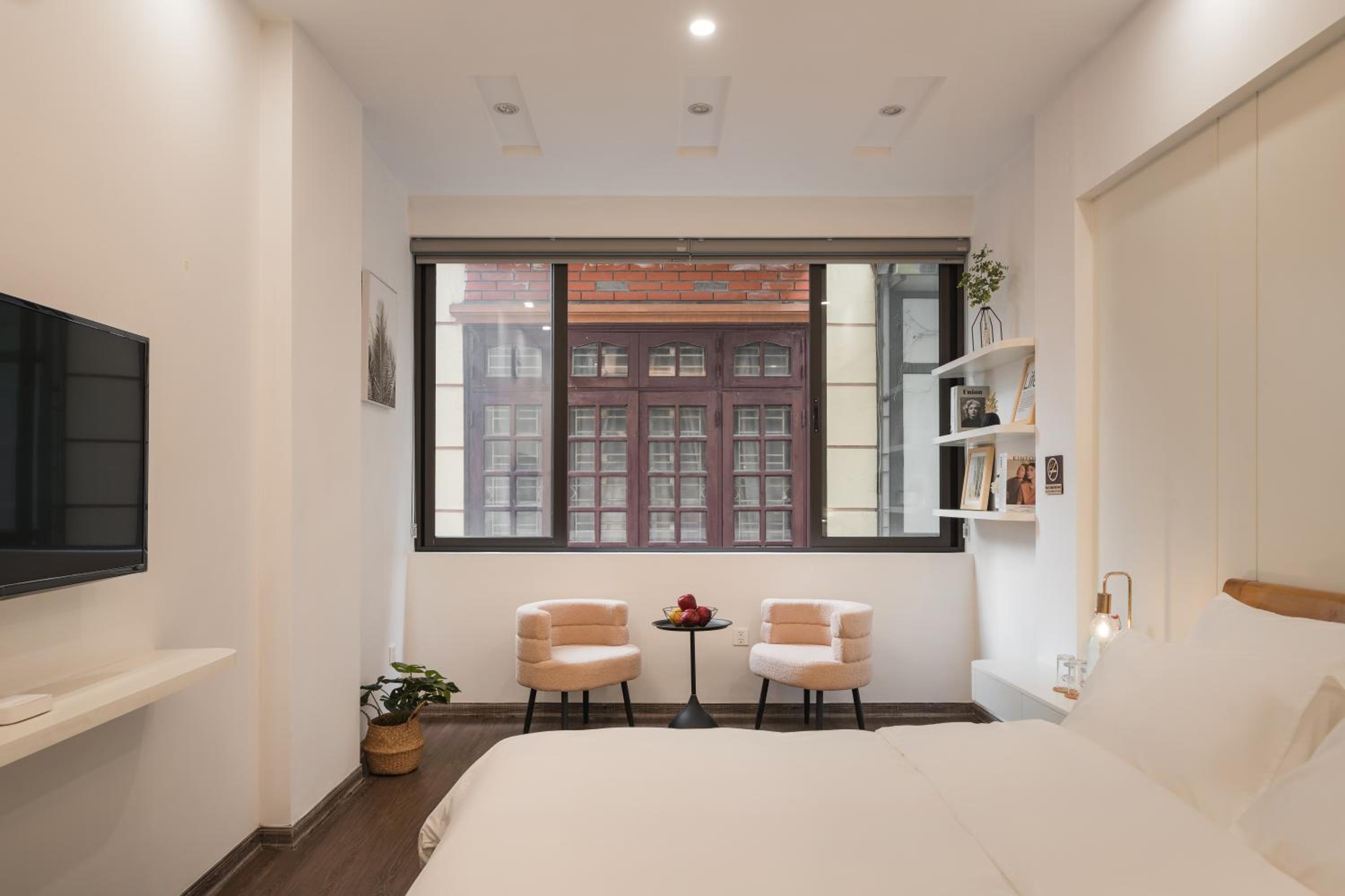 Ukiyo 3 bedrooms house 5' walk to Hanoi Flag Tower