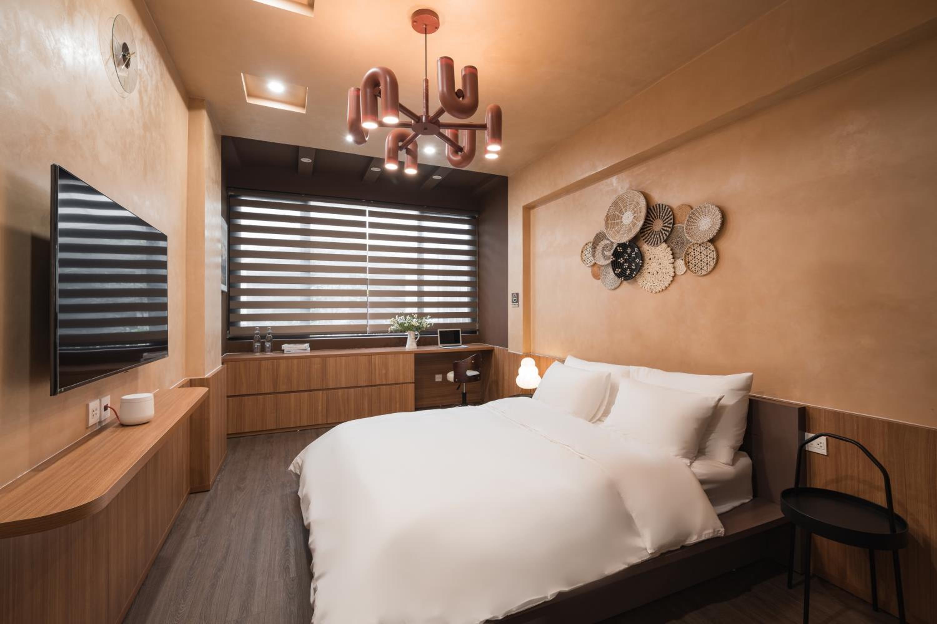 Ukiyo 3 bedrooms house 5' walk to Hanoi Flag Tower