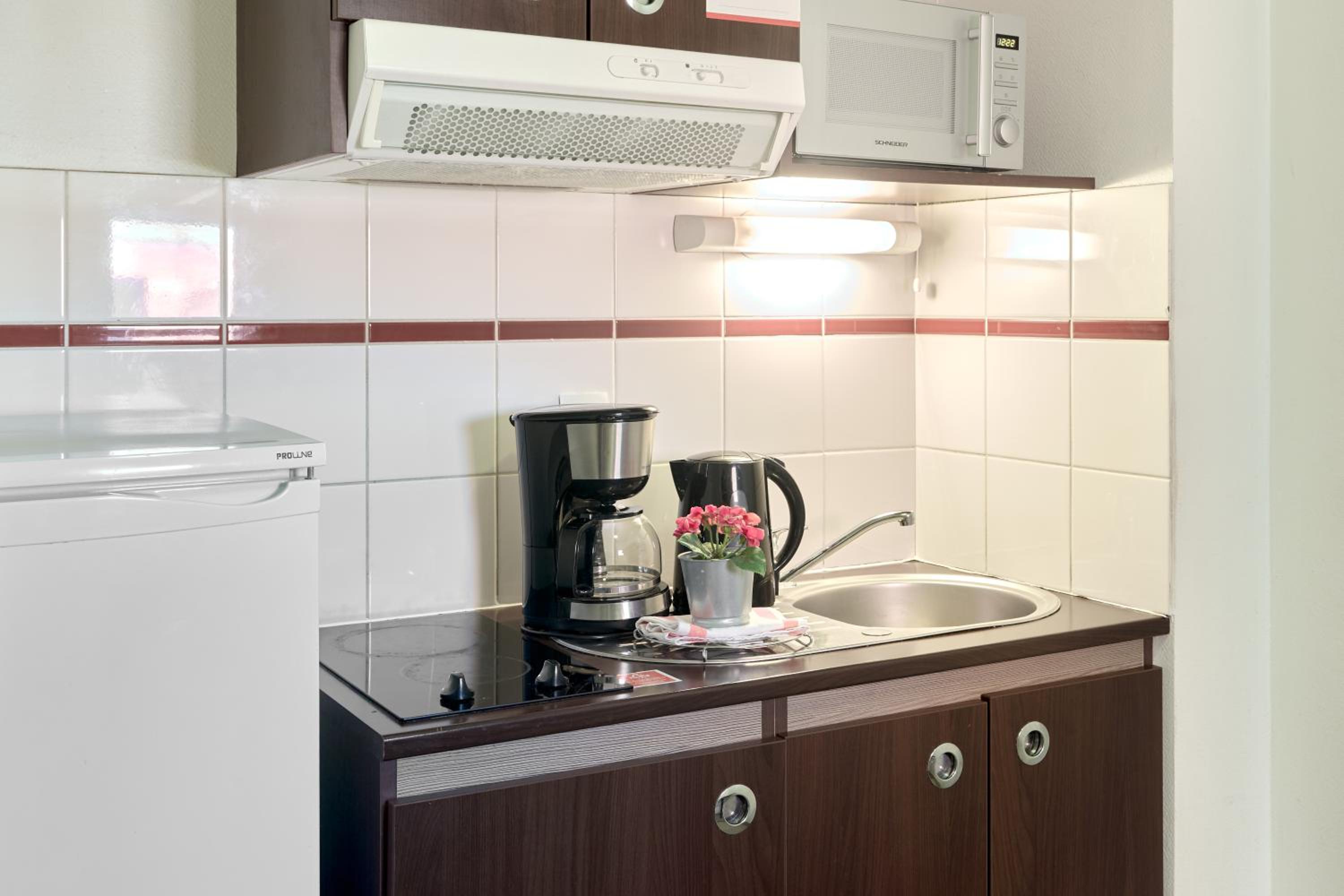 Comfort Aparthotel Versailles, St Cyr l'Ecole, photo 55